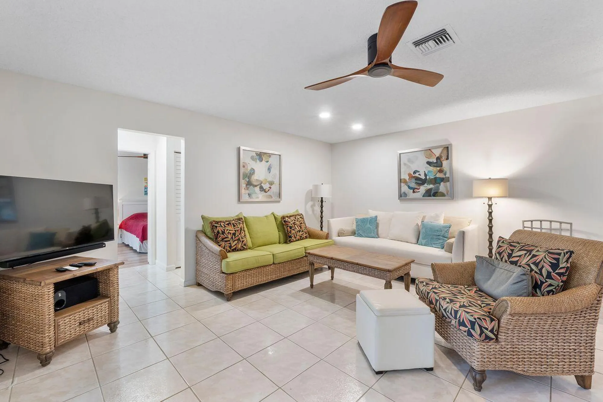 Property Slideshow image 12 of 35 | 2654 nw 7th ct b, Delray Beach, FL, 33445