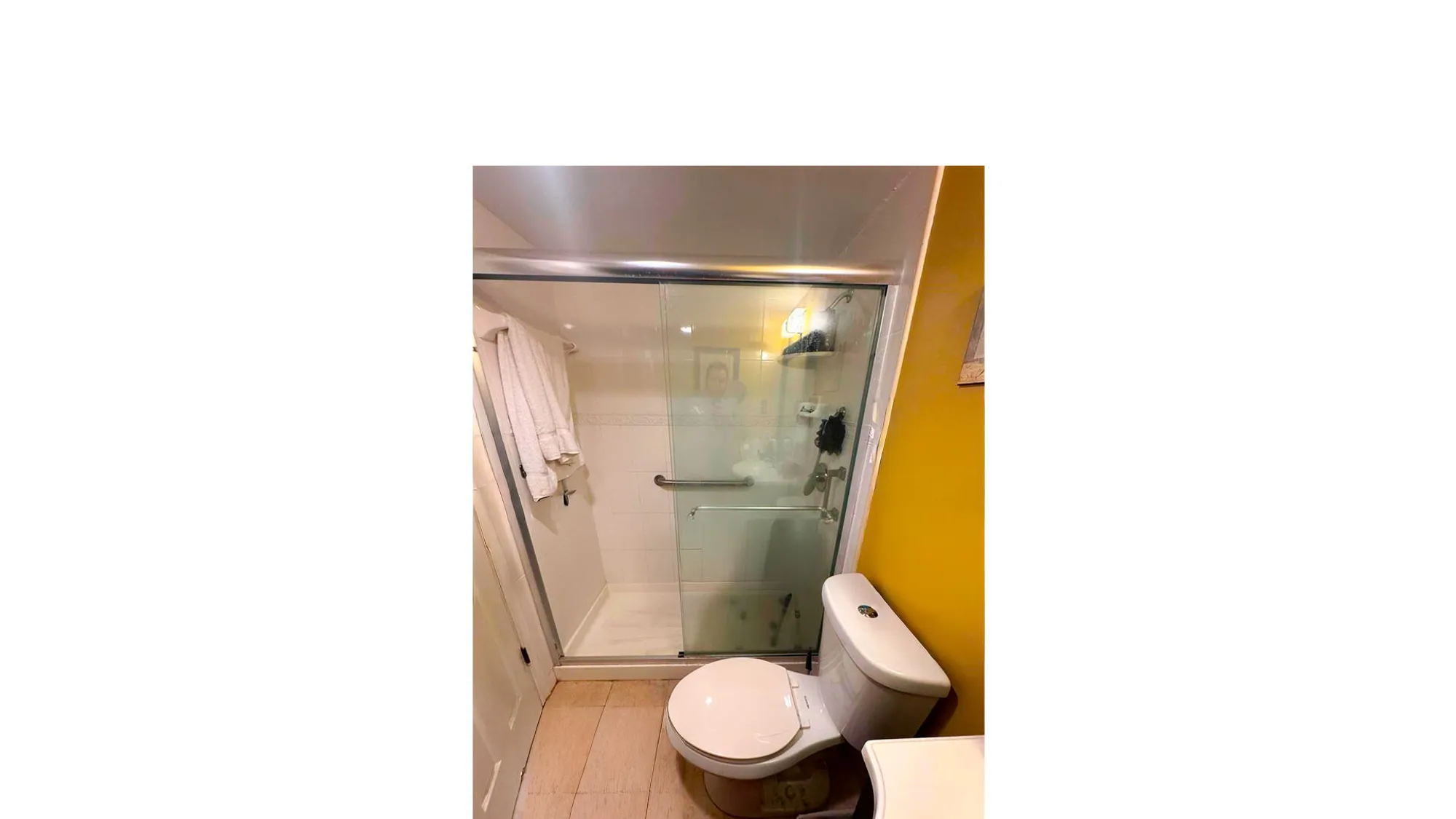 Property Slideshow image 5 of 9 | 197 kent l, West Palm Beach, FL, 33417