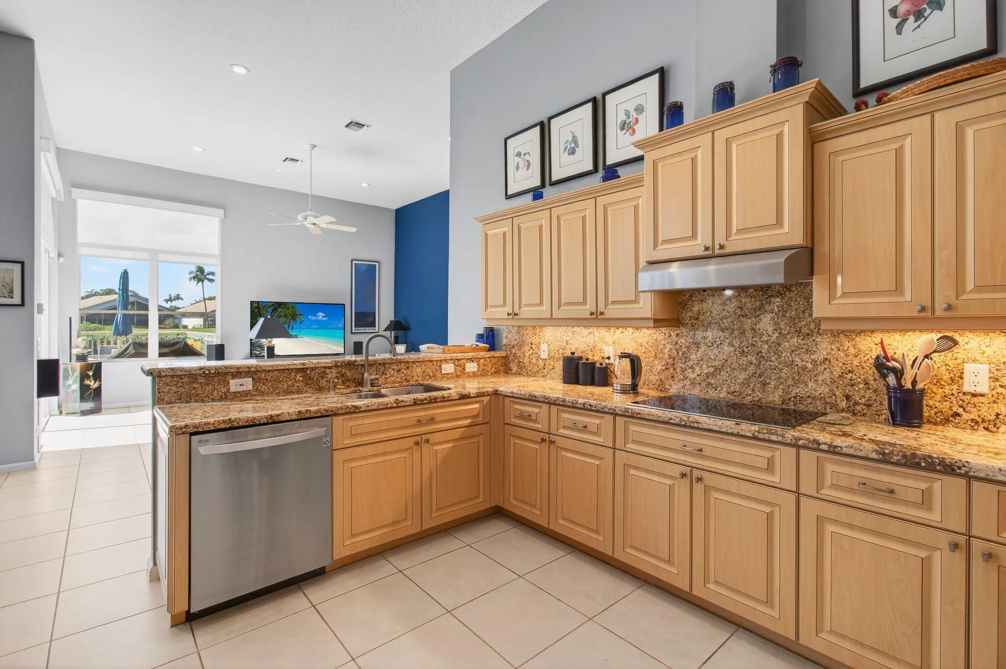 Property Slideshow image 14 of 63 | 11231 golfridge ln, Boynton Beach, FL, 33437
