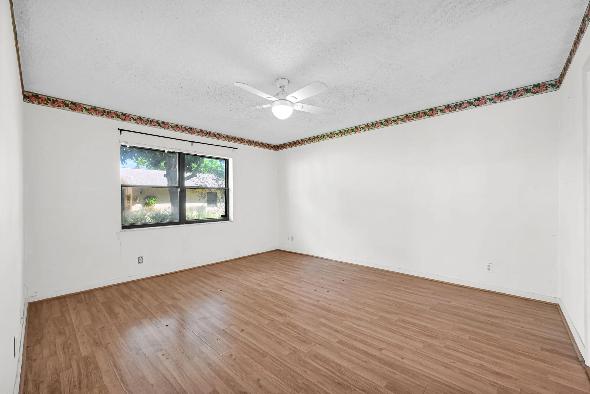 Property Slideshow image 25 of 72 | 866 nw 25th ave, Delray Beach, FL, 33445