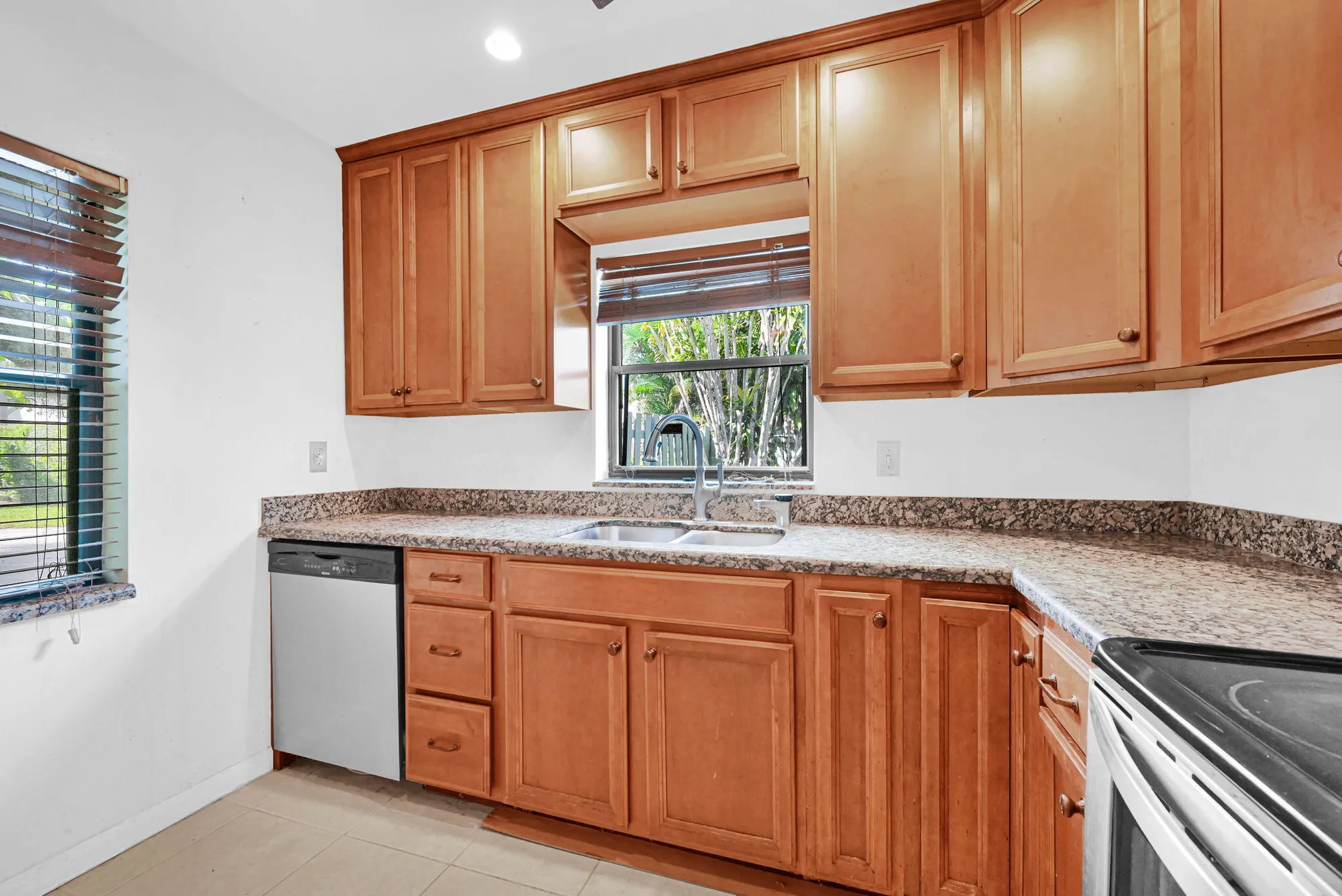 Property Slideshow image 8 of 72 | 866 nw 25th ave, Delray Beach, FL, 33445