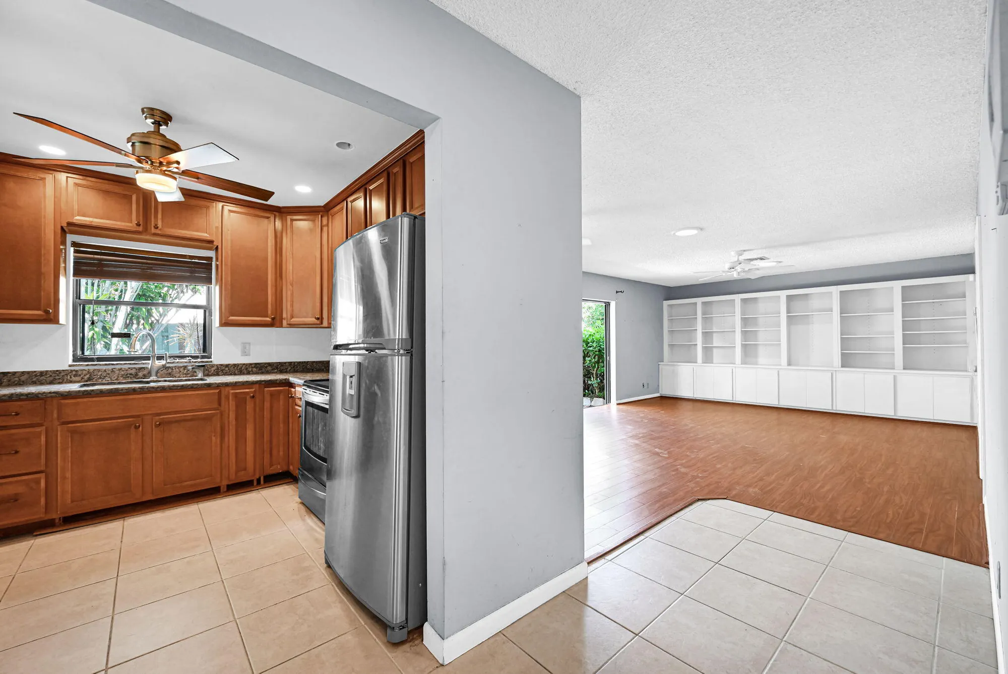 Property Slideshow image 10 of 72 | 866 nw 25th ave, Delray Beach, FL, 33445