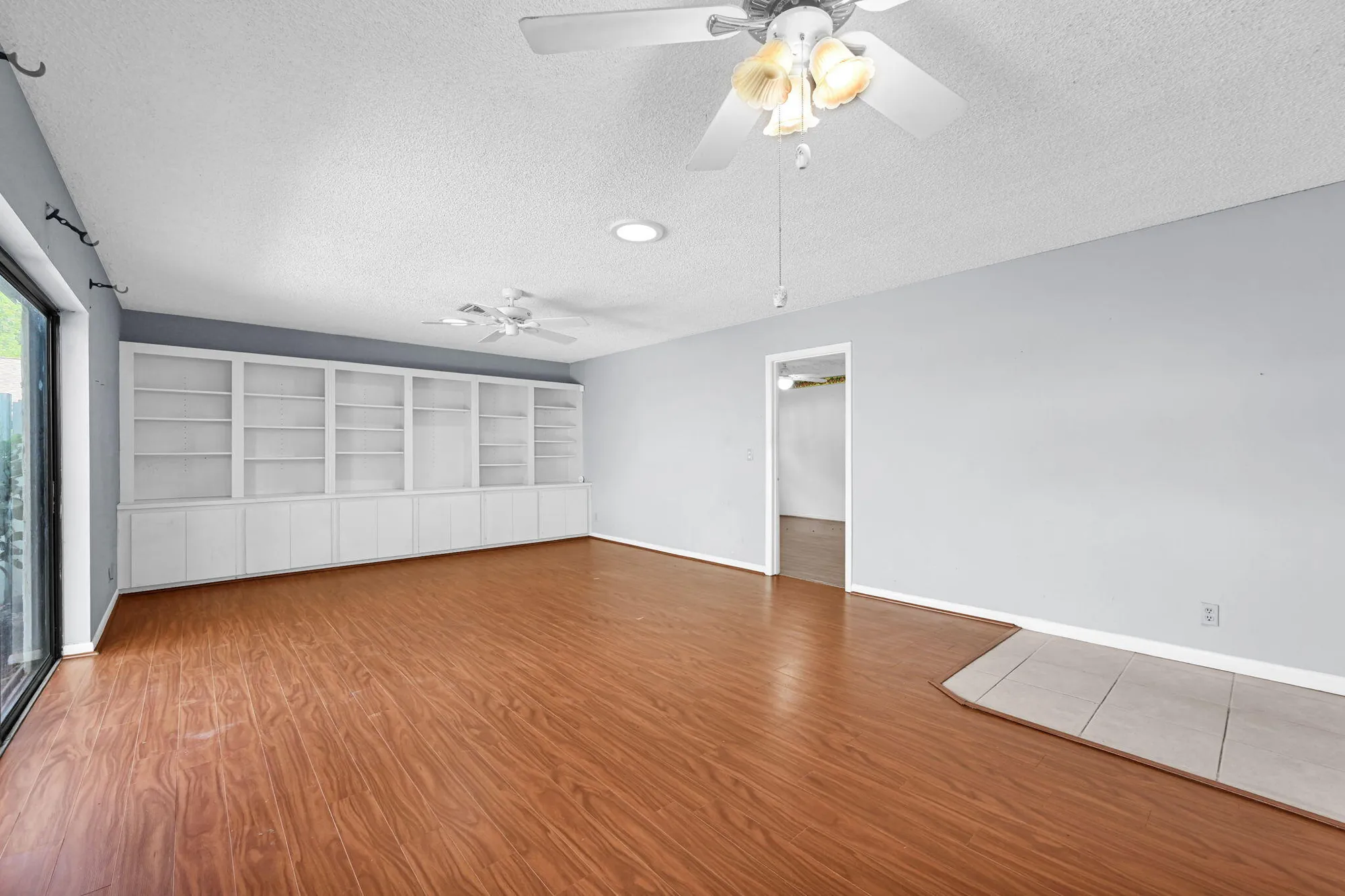 Property Slideshow image 21 of 72 | 866 nw 25th ave, Delray Beach, FL, 33445