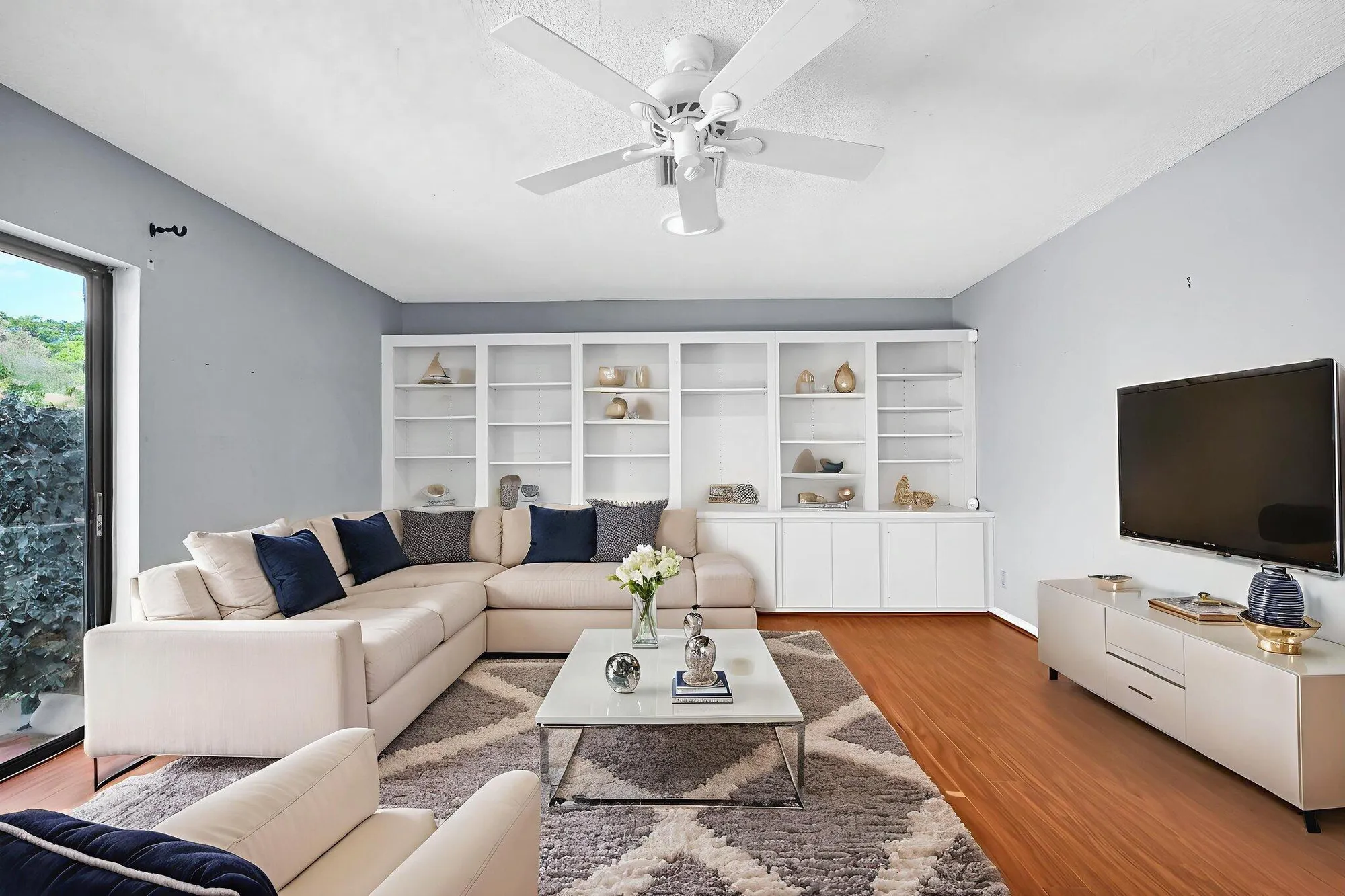 Property Slideshow image 15 of 72 | 866 nw 25th ave, Delray Beach, FL, 33445