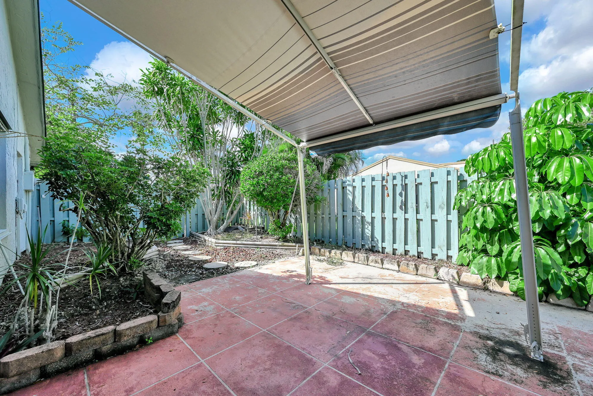 Property Slideshow image 47 of 72 | 866 nw 25th ave, Delray Beach, FL, 33445