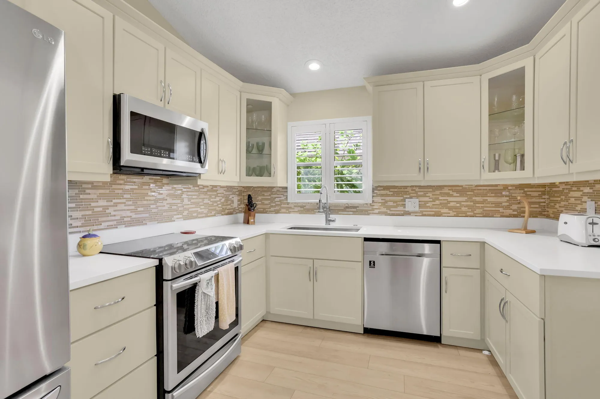 Property Slideshow image 4 of 34 | 4785 brighton lakes blvd, Boynton Beach, FL, 33436