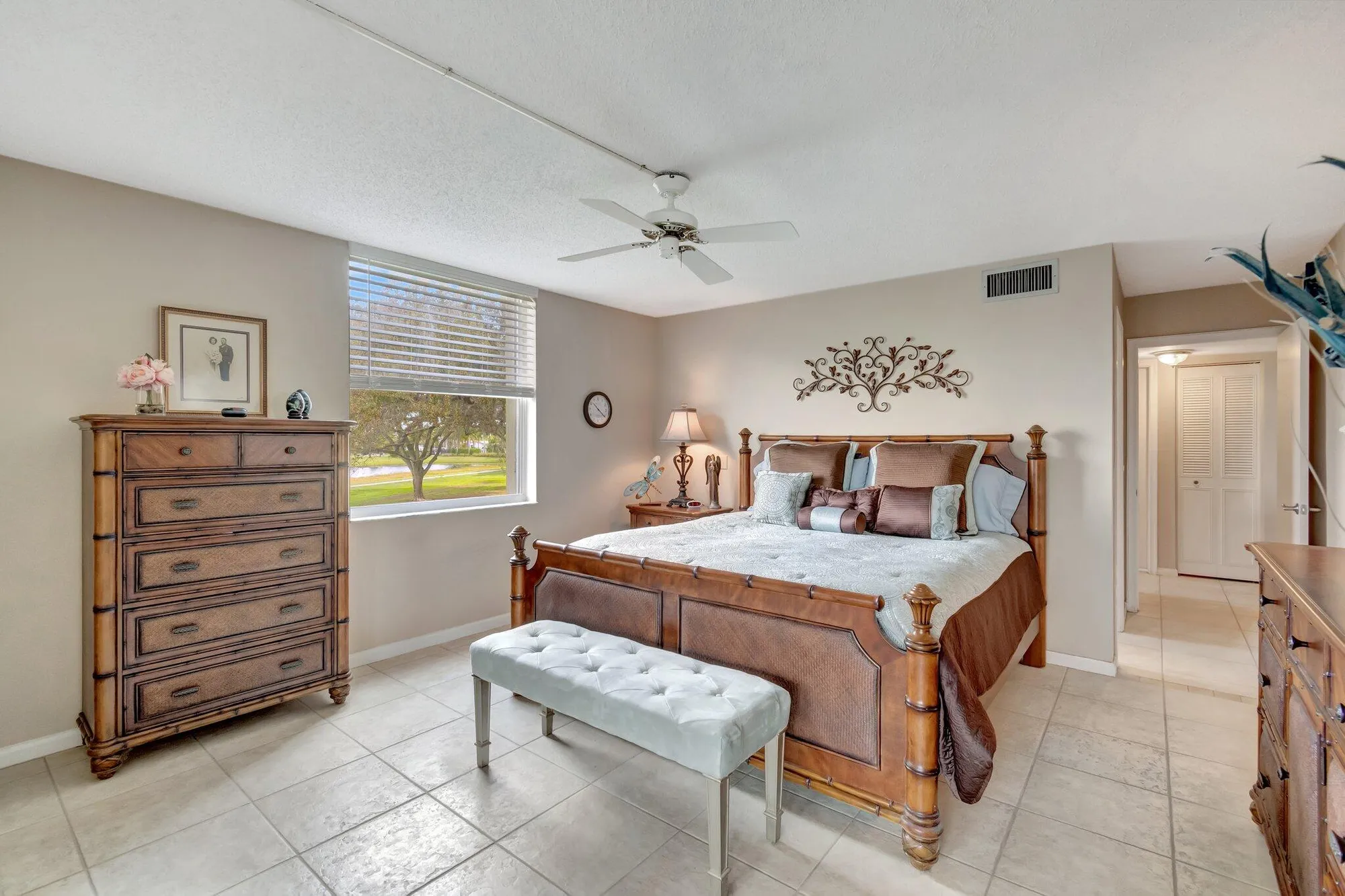 Property Slideshow image 15 of 46 | 14747 cumberland dr, Delray Beach, FL, 33446