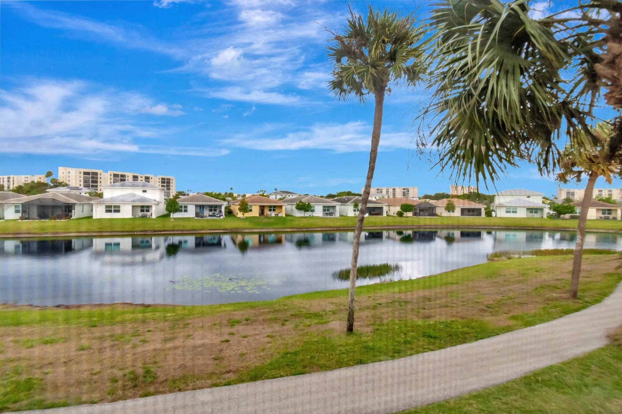 Property Slideshow image 30 of 46 | 14747 cumberland dr, Delray Beach, FL, 33446