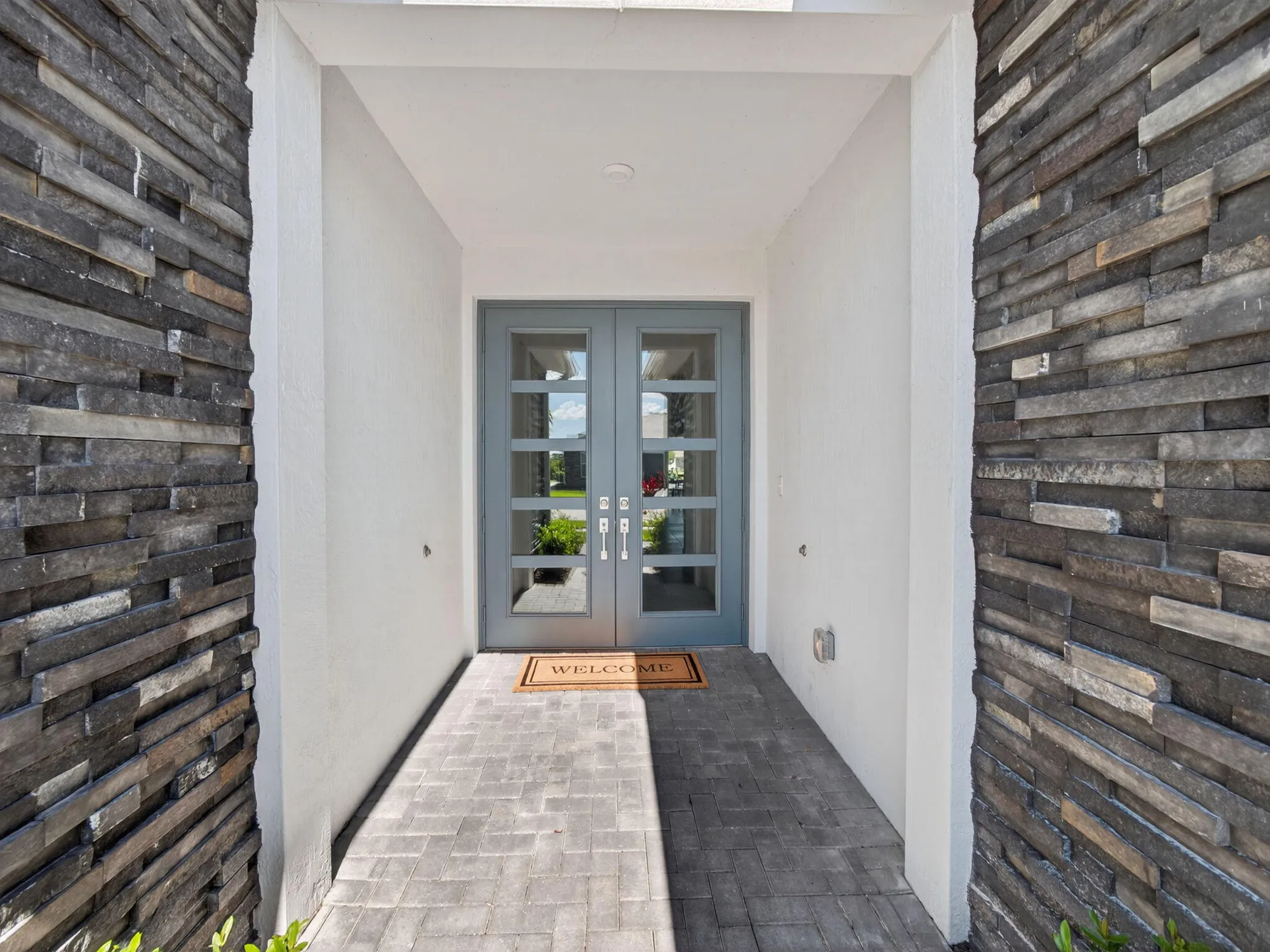 Property Slideshow image 4 of 42 | 9875 sw veronese dr, Port Saint Lucie, FL, 34987