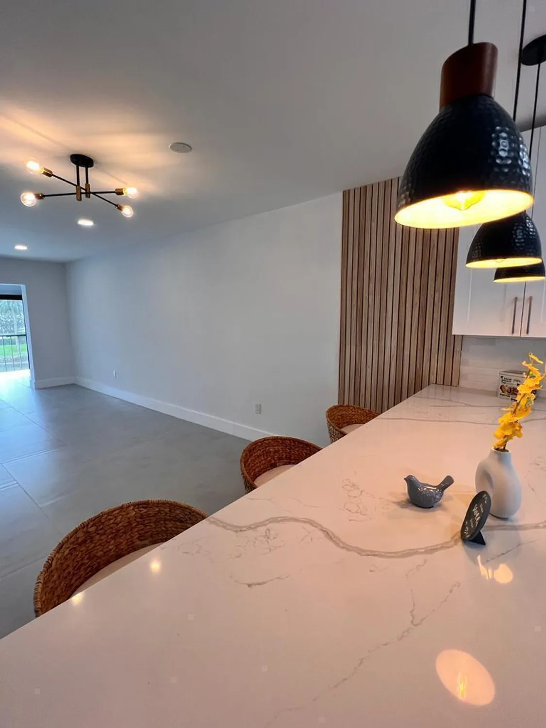 Property Slideshow image 14 of 68 | 7898 eastlake dr apt 7d, Boca Raton, FL, 33433