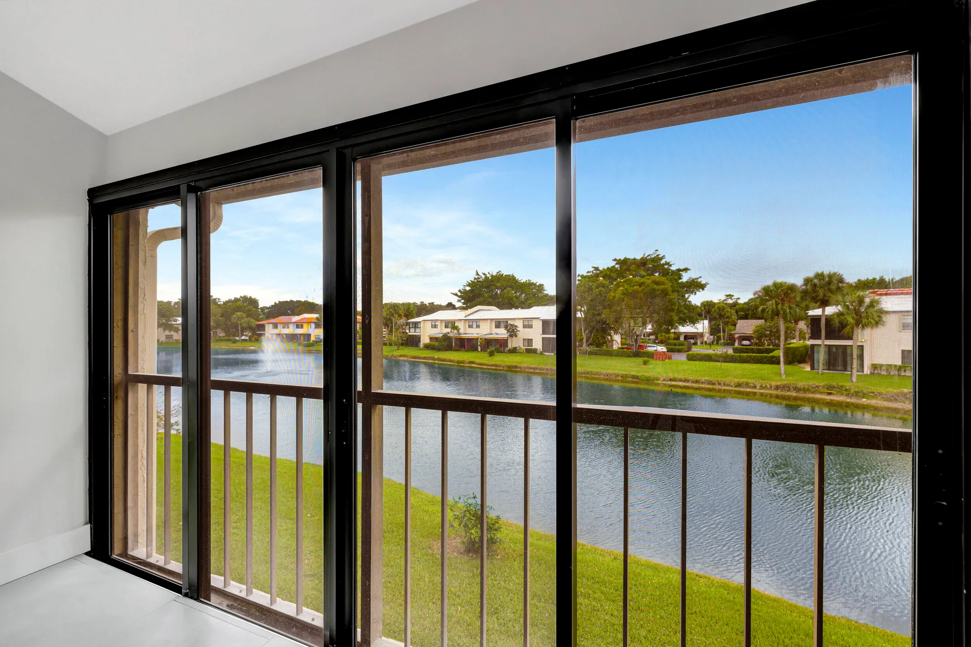 Property Slideshow image 26 of 68 | 7898 eastlake dr apt 7d, Boca Raton, FL, 33433