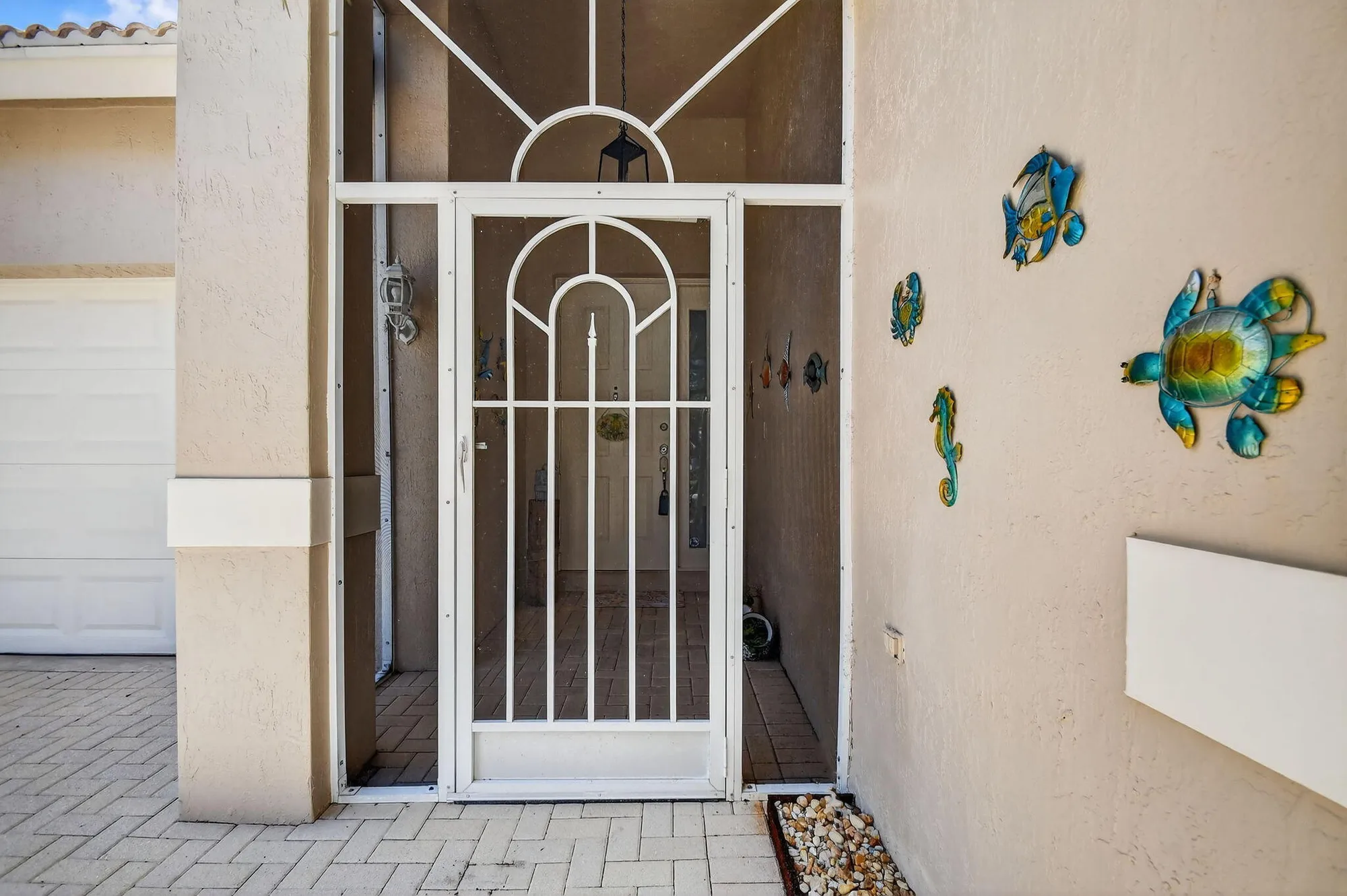 Property Slideshow image 4 of 86 | 2325 sapphire cir, West Palm Beach, FL, 33411