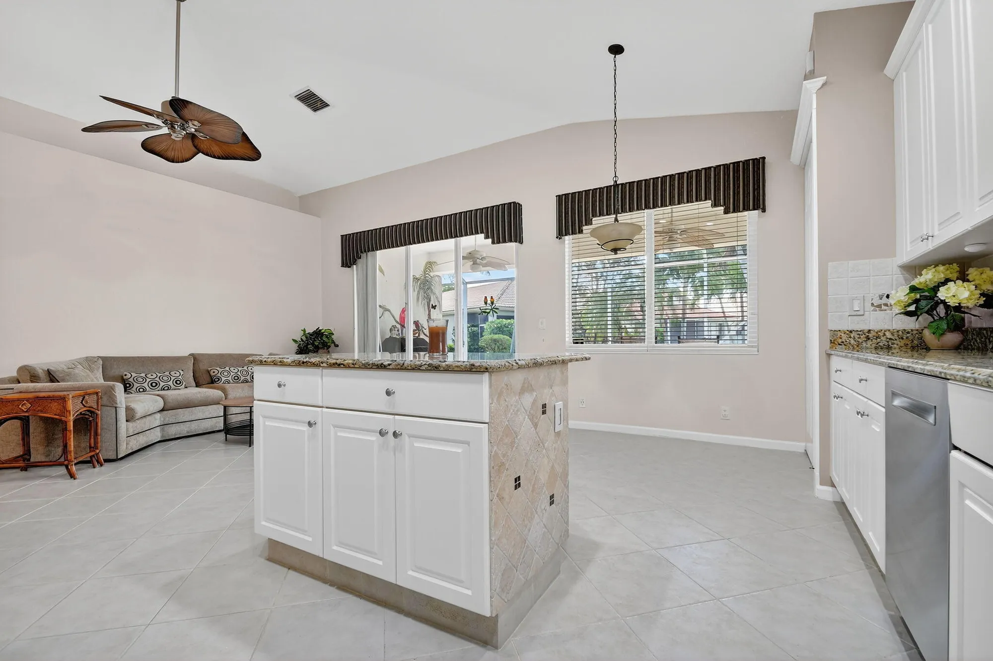 Property Slideshow image 12 of 86 | 2325 sapphire cir, West Palm Beach, FL, 33411