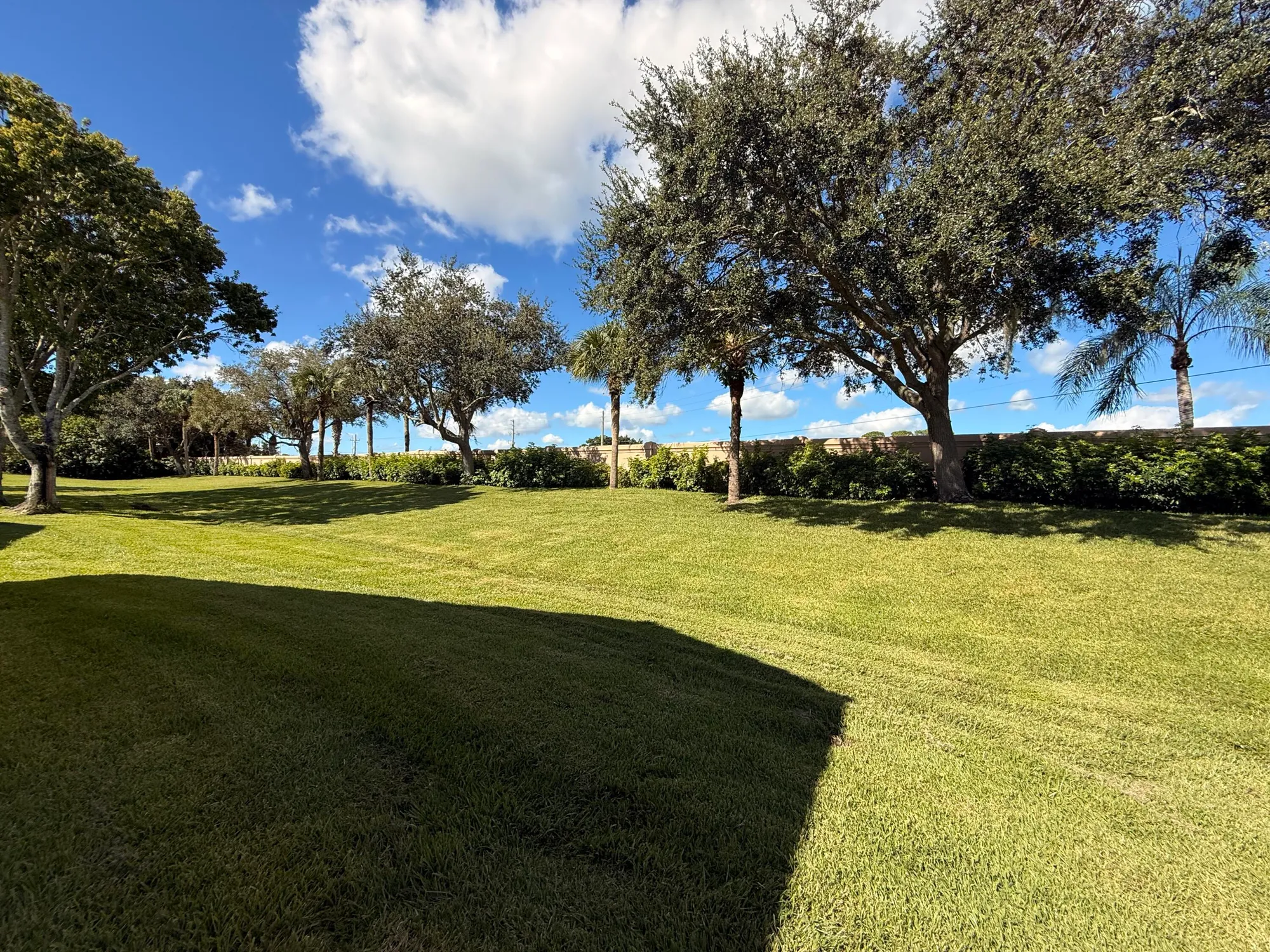 Property Slideshow image 15 of 27 | 633 nw whitfield way, Port Saint Lucie, FL, 34986