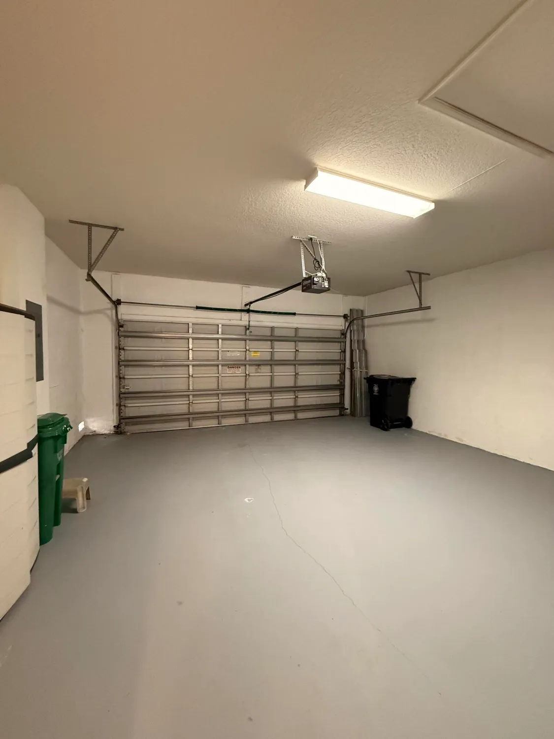 Property Slideshow image 12 of 27 | 633 nw whitfield way, Port Saint Lucie, FL, 34986