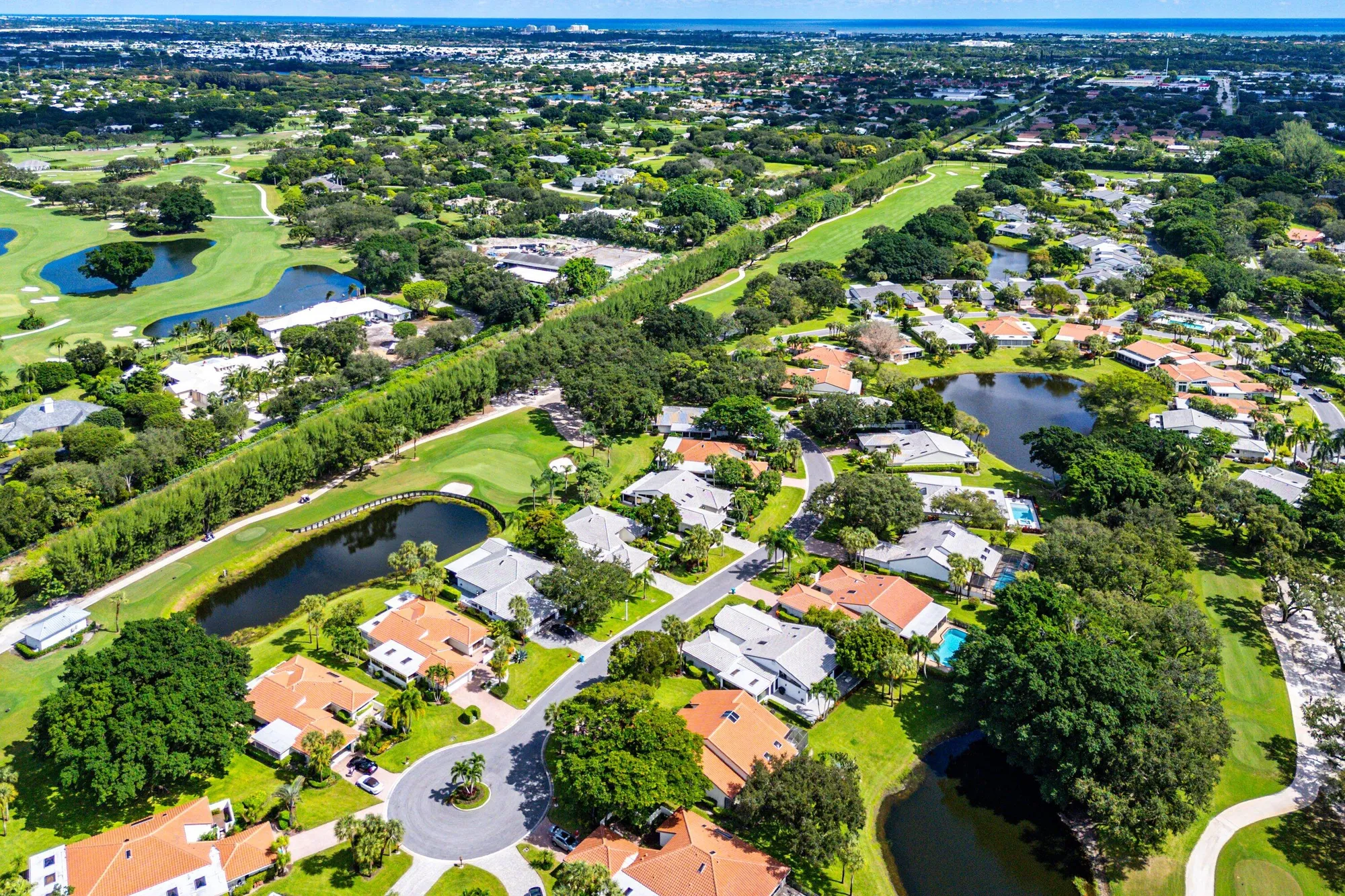 Property Slideshow image 61 of 84 | 30 hampshire ln, Boynton Beach, FL, 33436