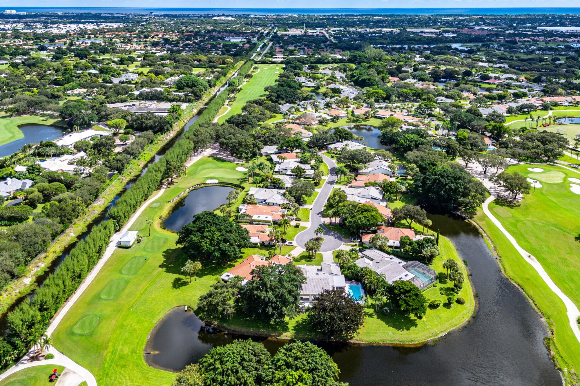 Property Slideshow image 63 of 84 | 30 hampshire ln, Boynton Beach, FL, 33436