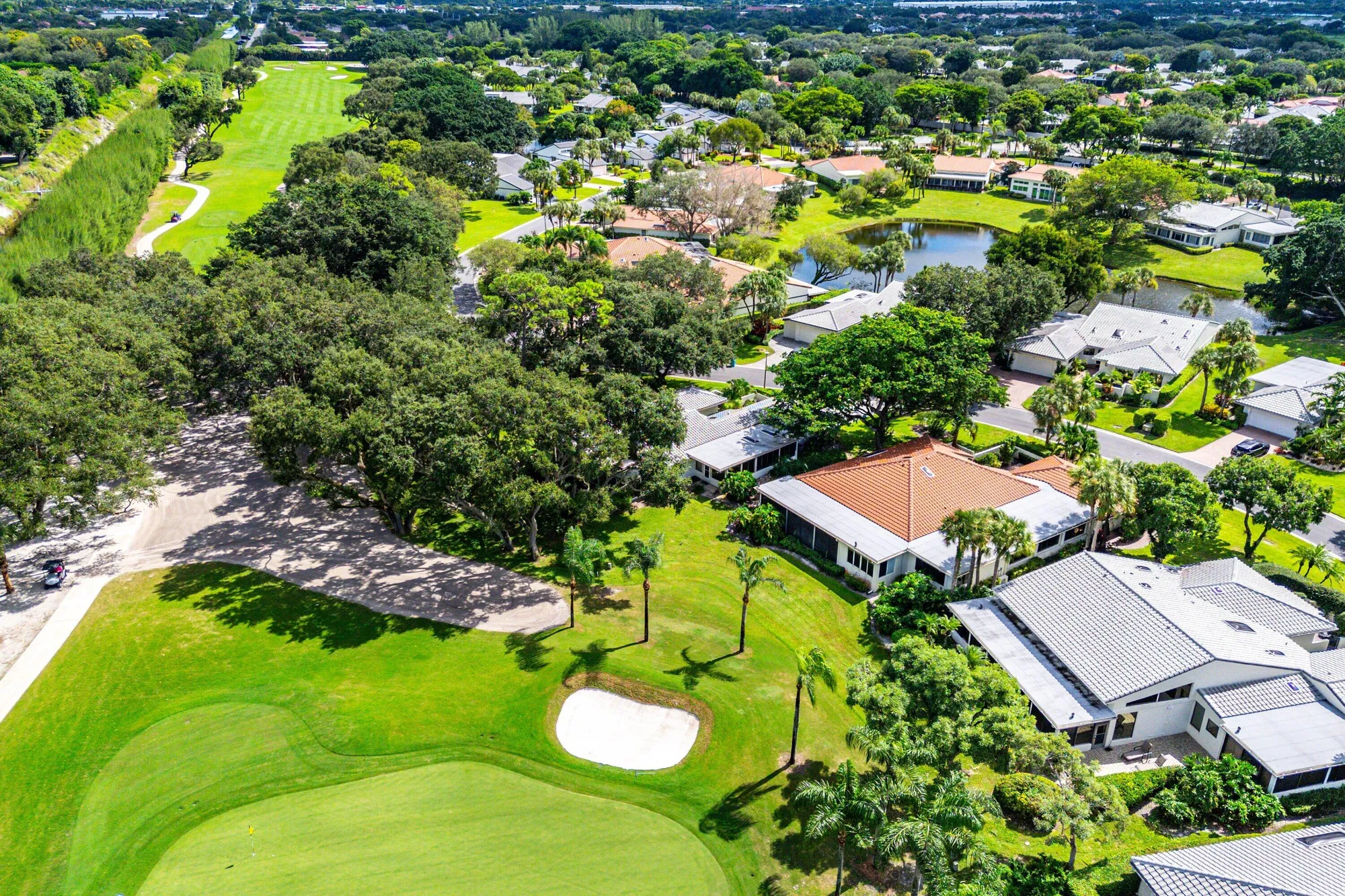 Property Slideshow image 64 of 84 | 30 hampshire ln, Boynton Beach, FL, 33436