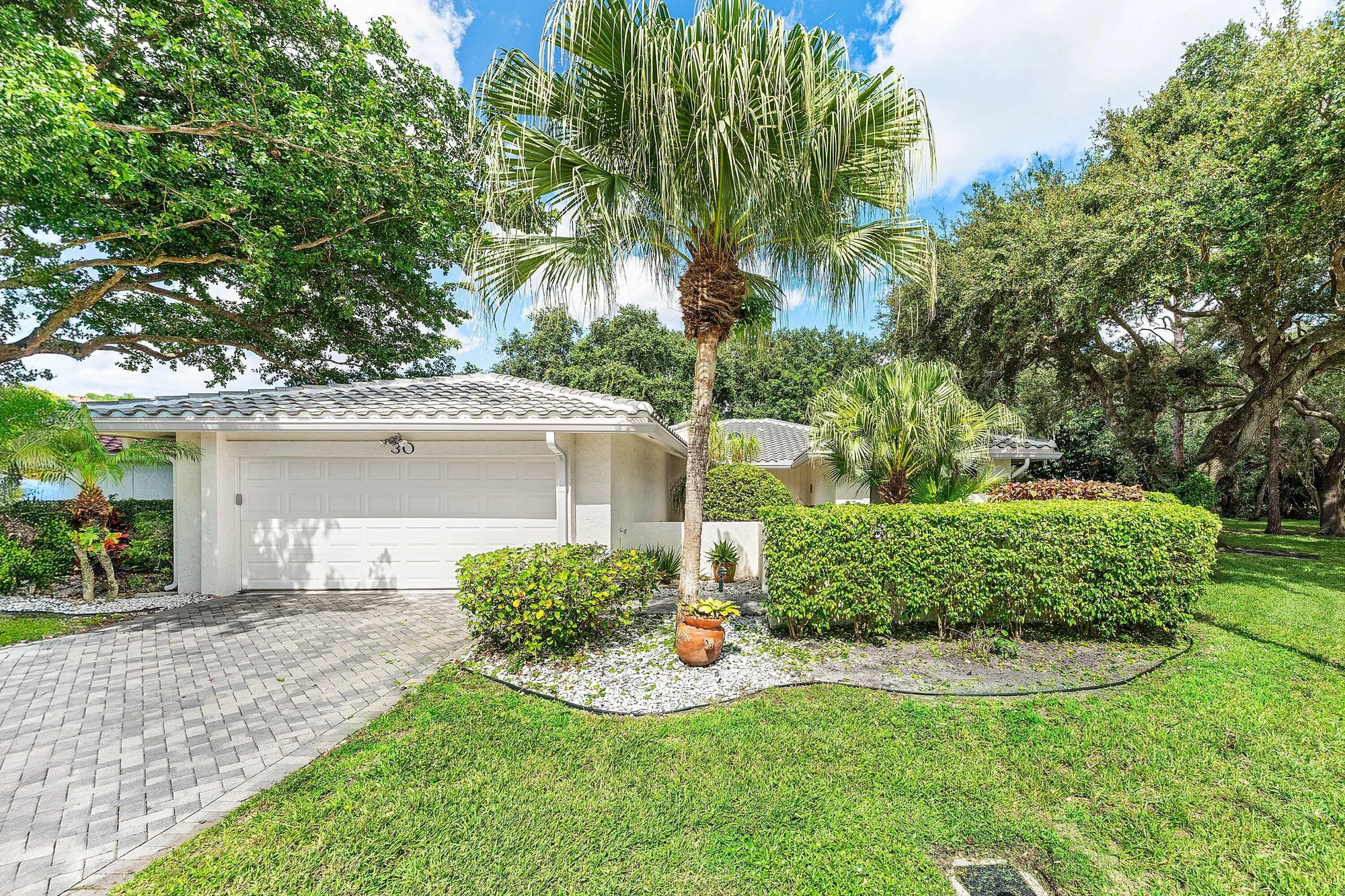 Property Slideshow image 1 of 84 | 30 hampshire ln, Boynton Beach, FL, 33436