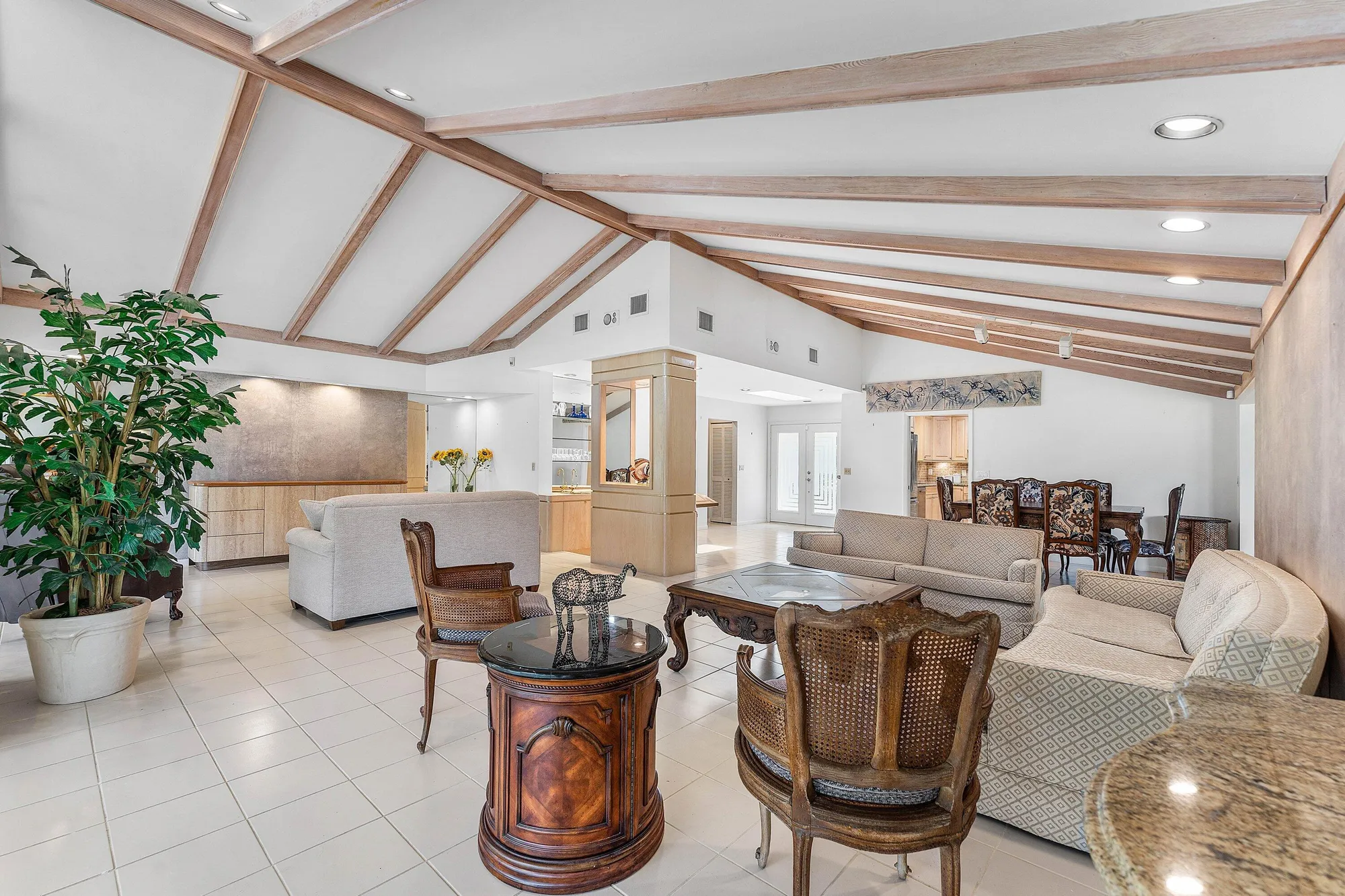 Property Slideshow image 14 of 84 | 30 hampshire ln, Boynton Beach, FL, 33436