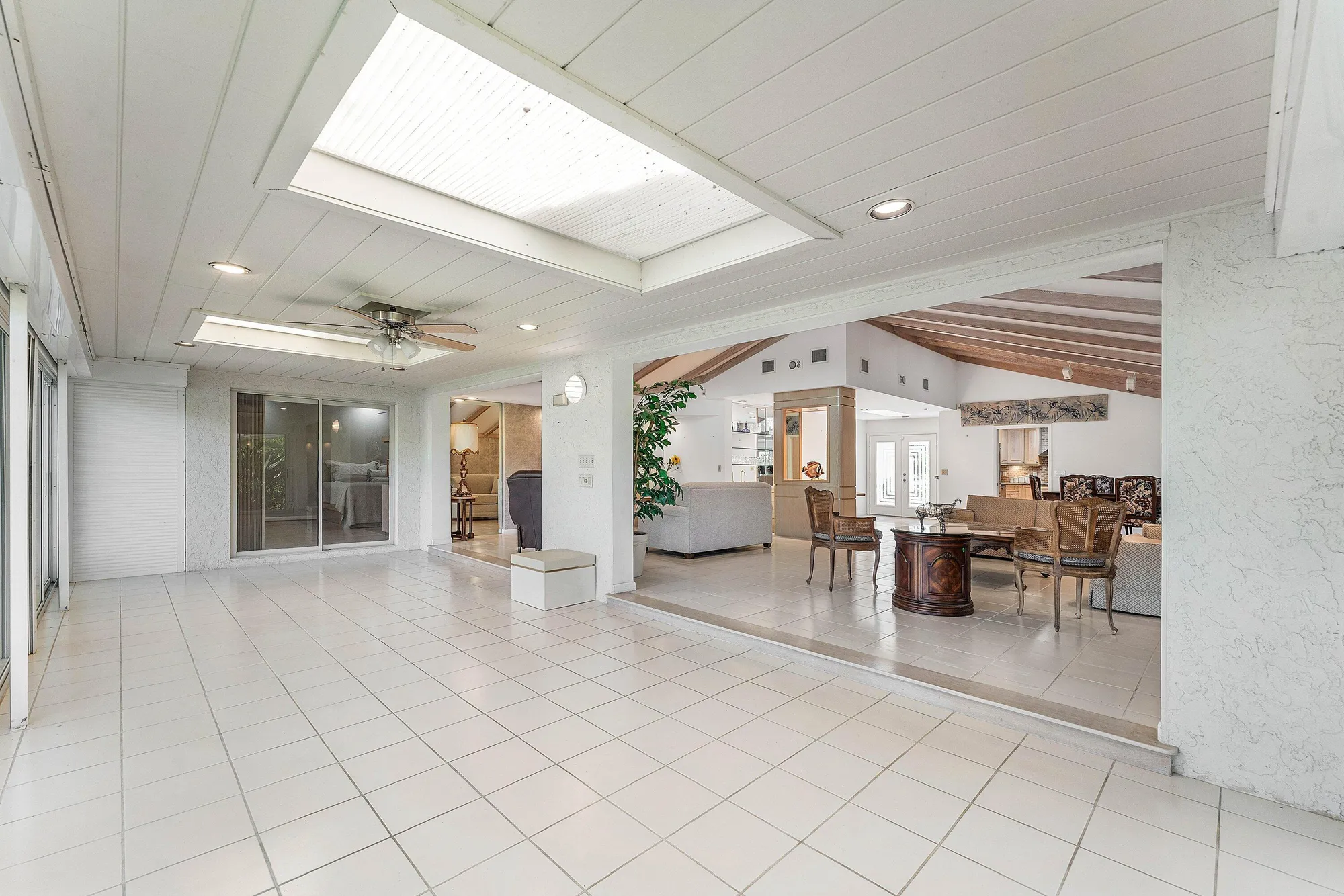 Property Slideshow image 17 of 84 | 30 hampshire ln, Boynton Beach, FL, 33436