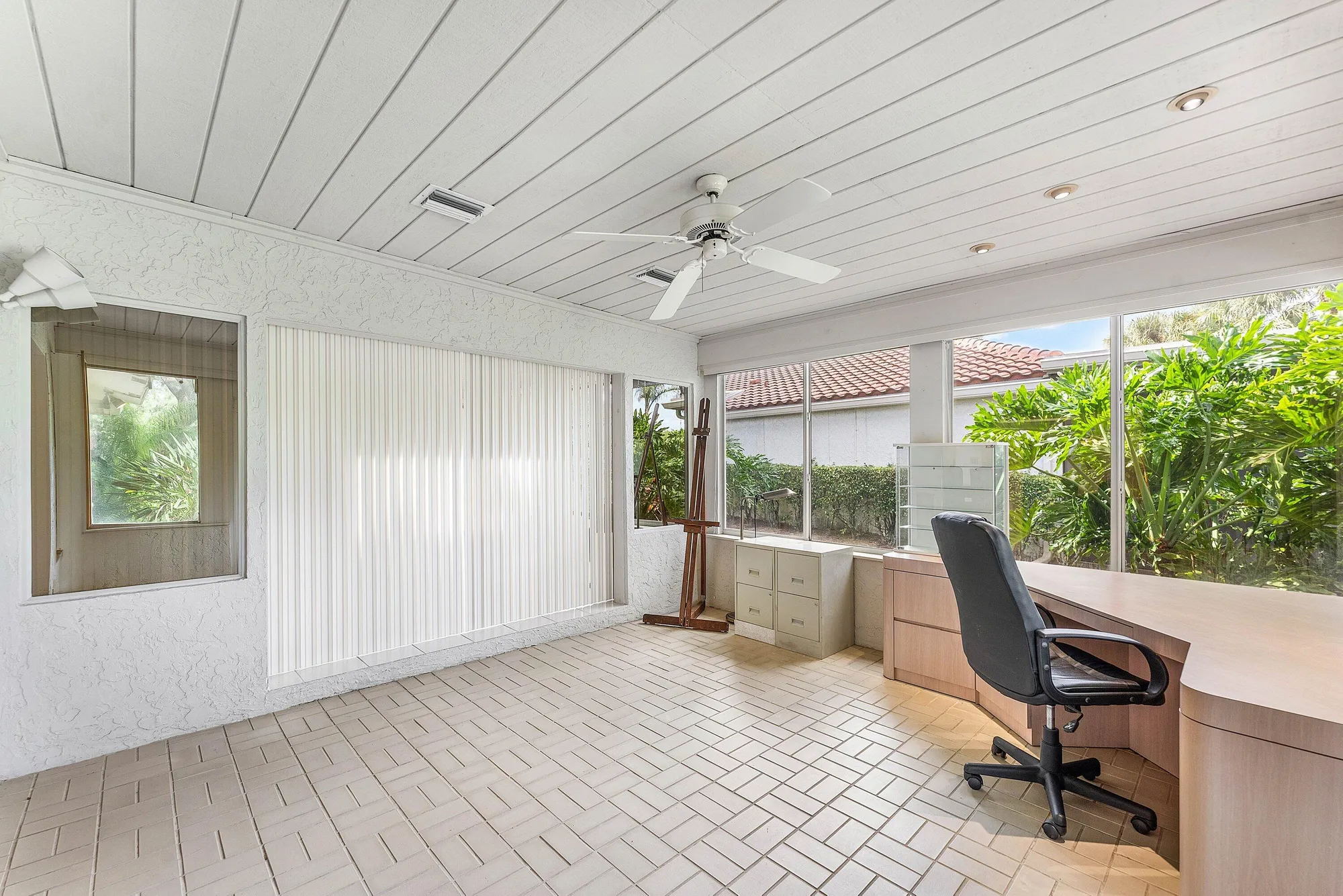 Property Slideshow image 19 of 84 | 30 hampshire ln, Boynton Beach, FL, 33436