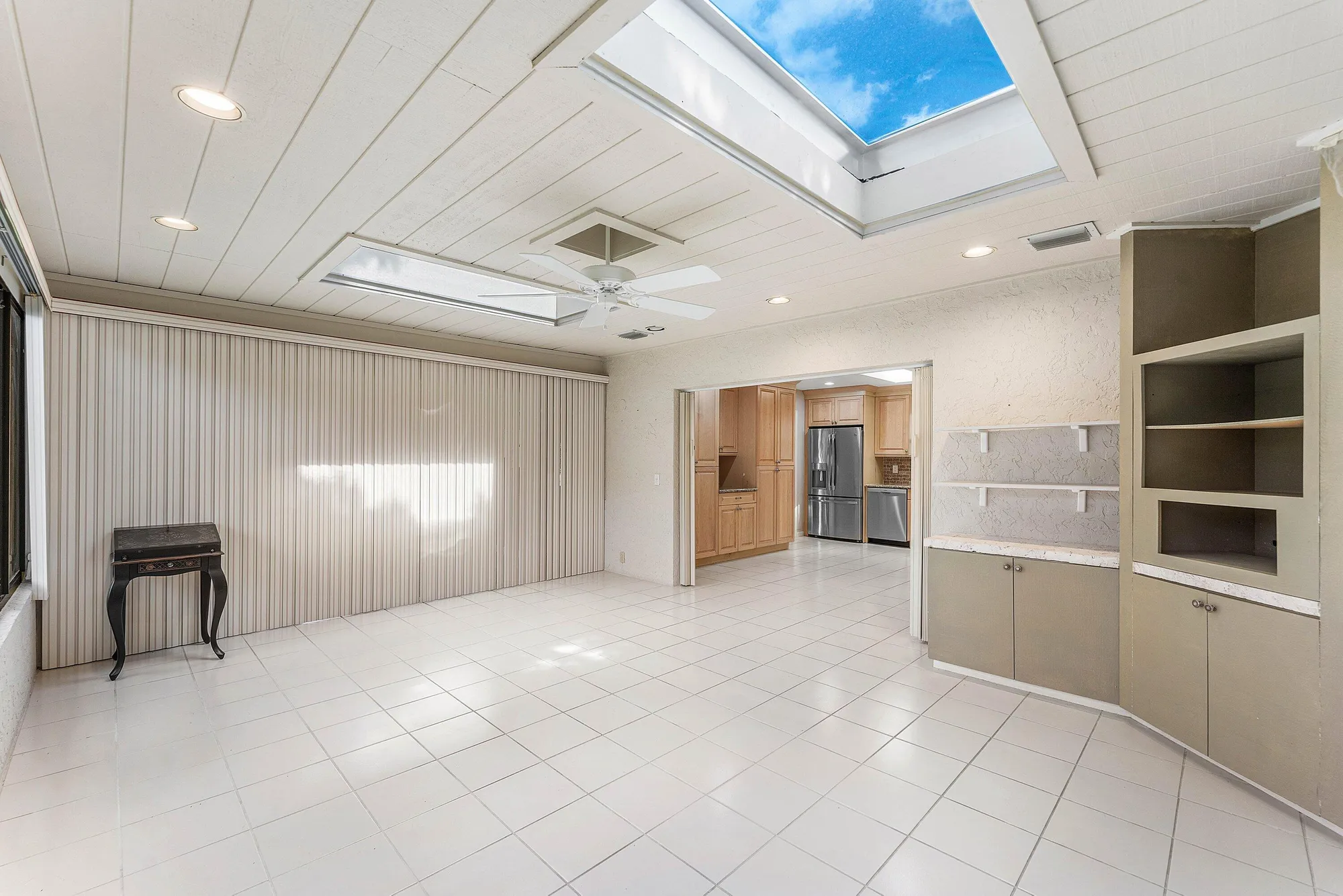 Property Slideshow image 20 of 84 | 30 hampshire ln, Boynton Beach, FL, 33436