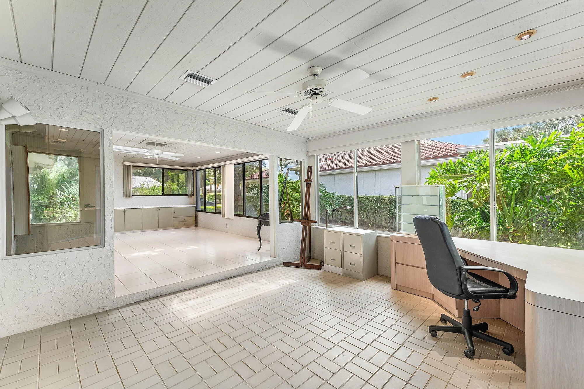 Property Slideshow image 23 of 84 | 30 hampshire ln, Boynton Beach, FL, 33436