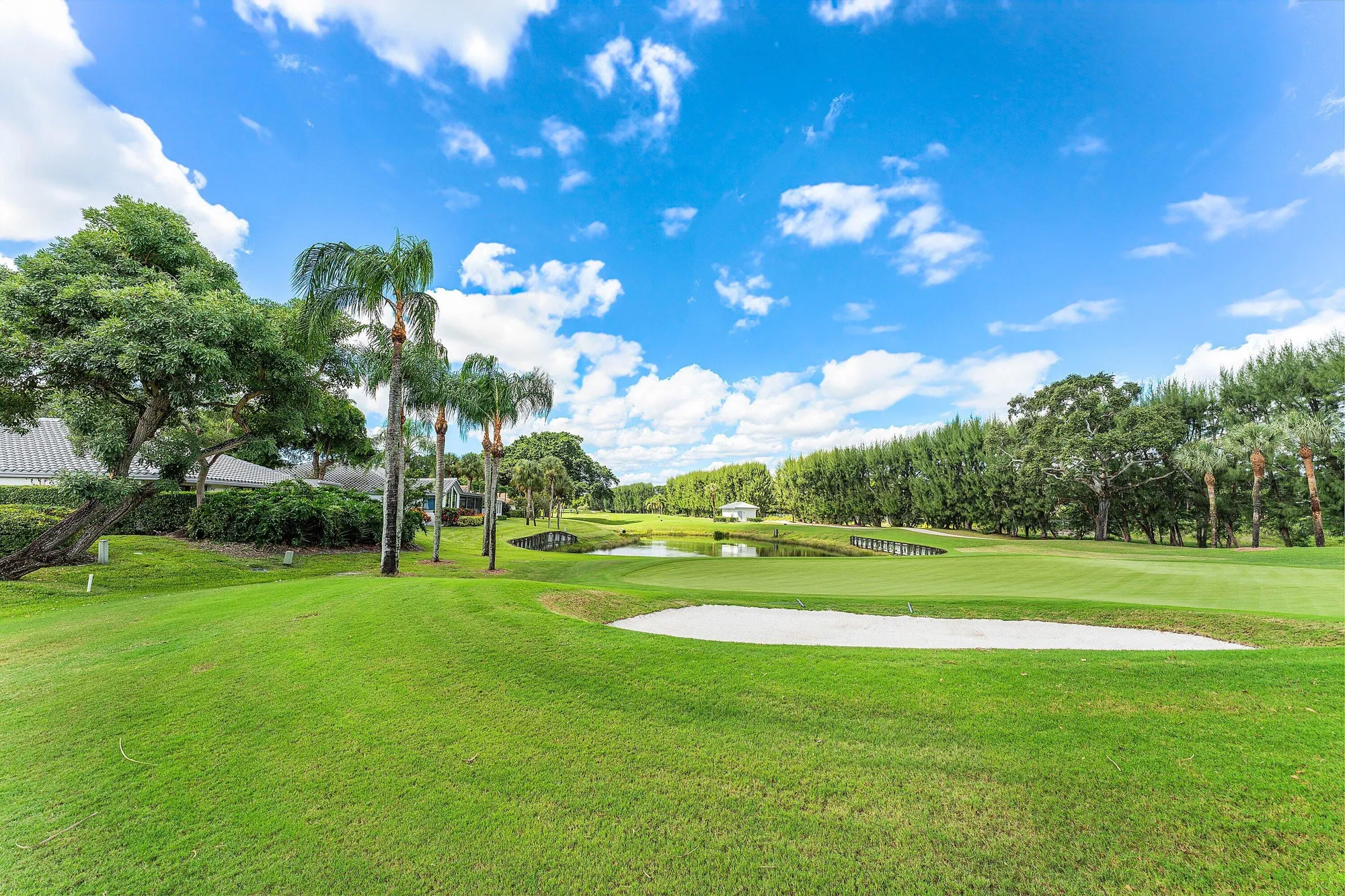Property Slideshow image 48 of 84 | 30 hampshire ln, Boynton Beach, FL, 33436