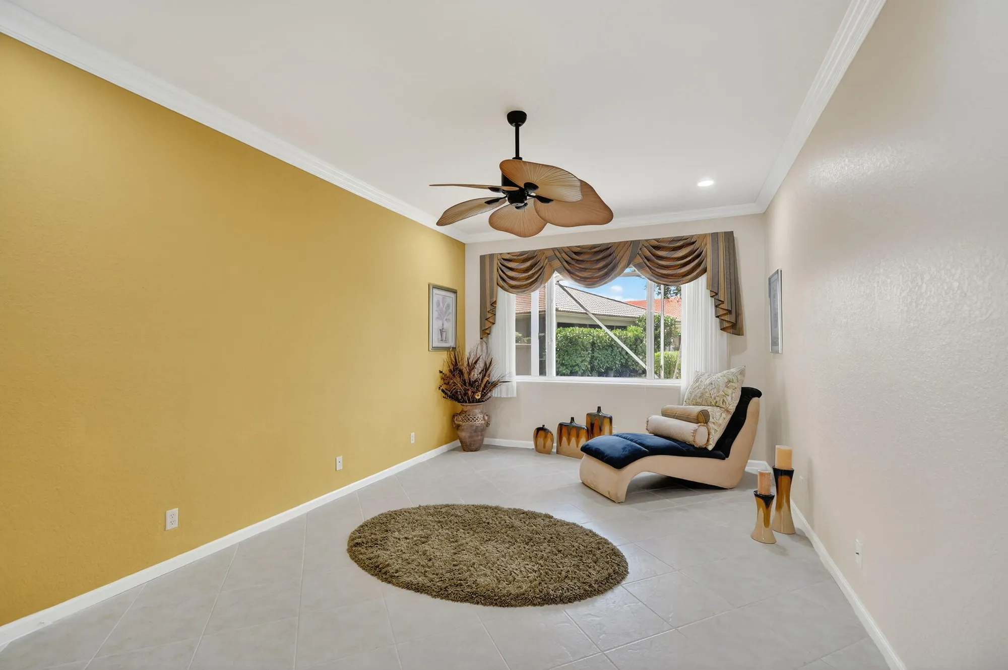 Property Slideshow image 26 of 86 | 2325 sapphire cir, West Palm Beach, FL, 33411