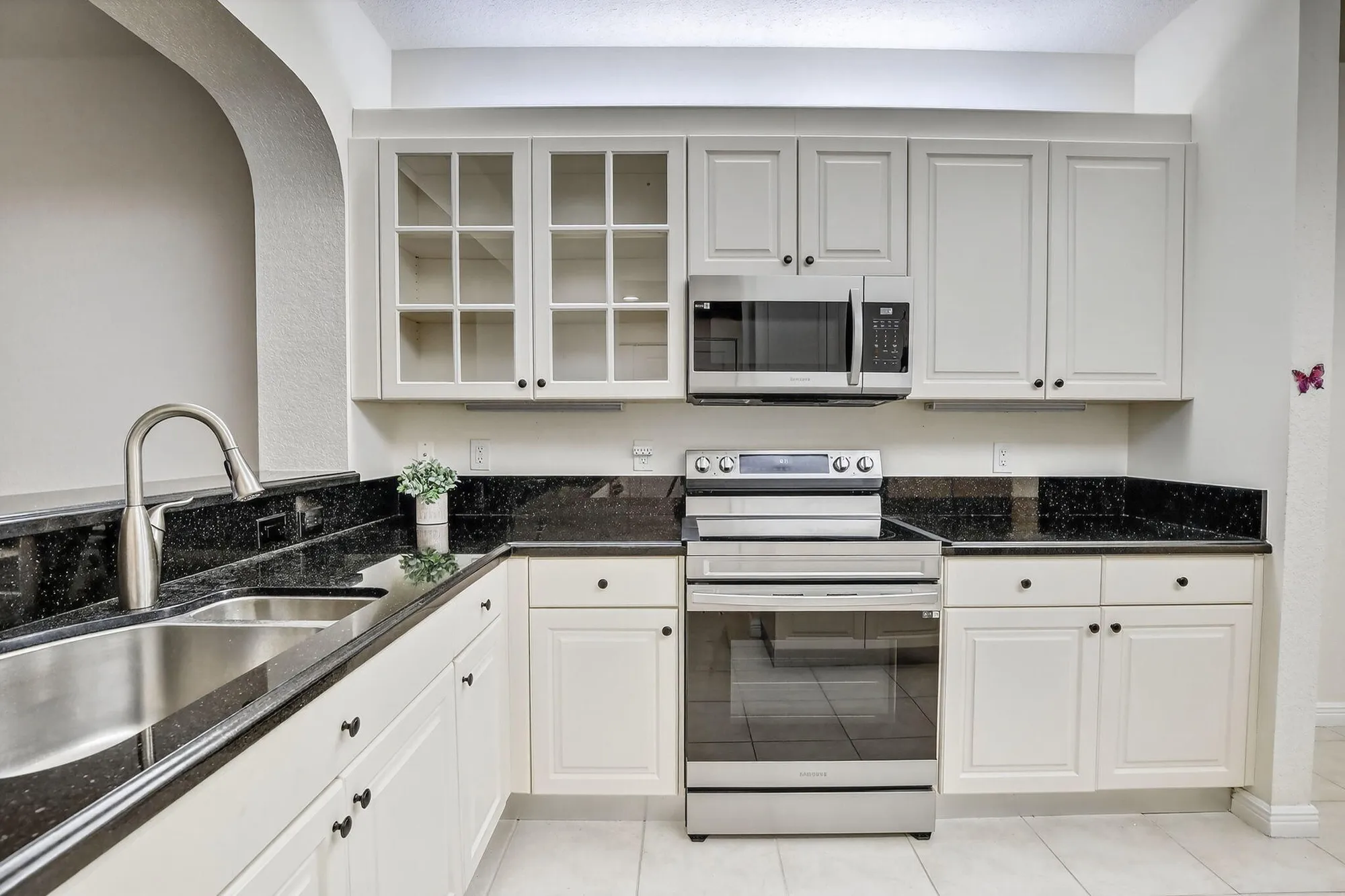 Property Slideshow image 3 of 34 | 7635 southampton ter 312, Tamarac, FL, 33321