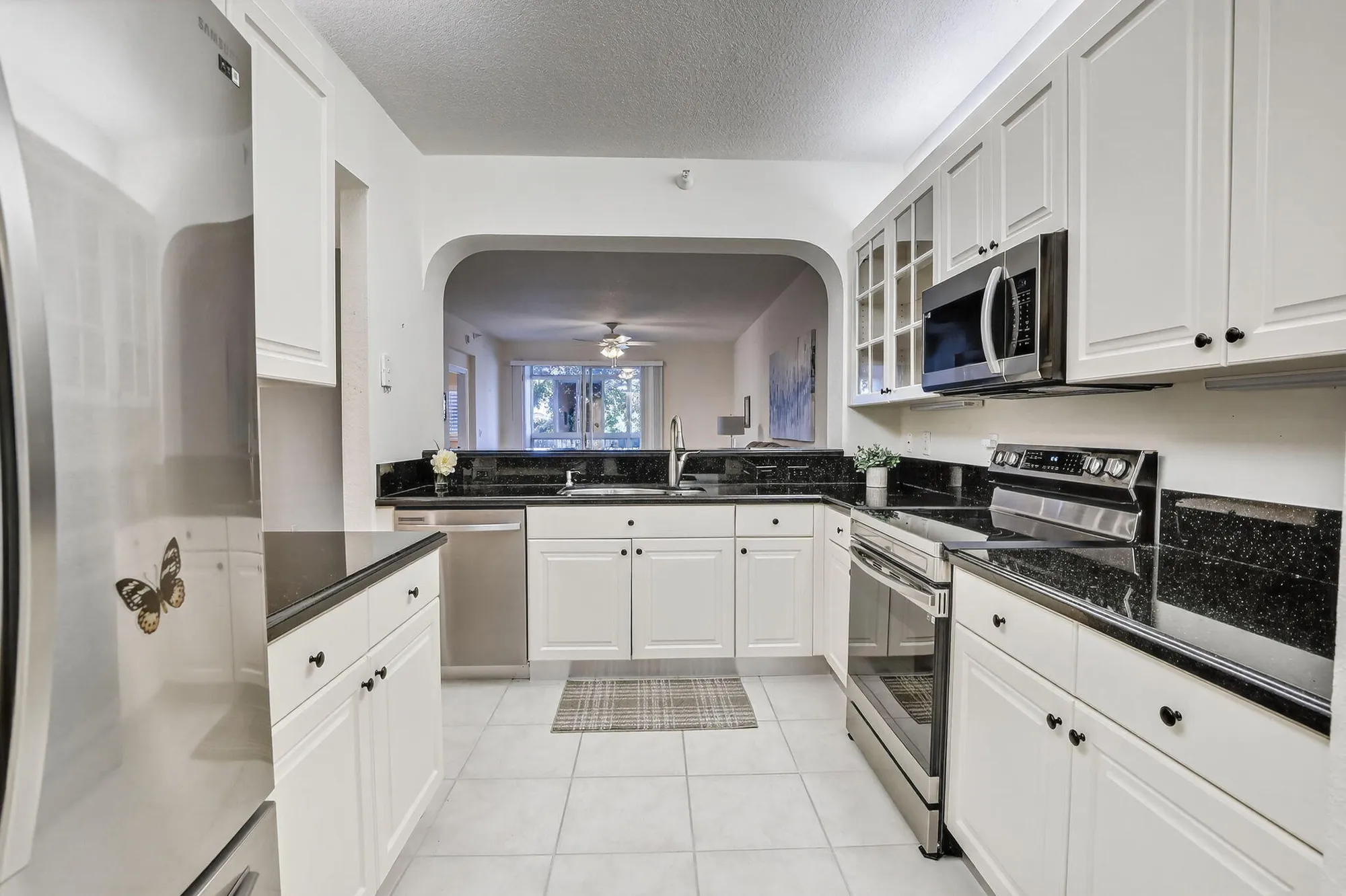 Property Slideshow image 2 of 34 | 7635 southampton ter 312, Tamarac, FL, 33321