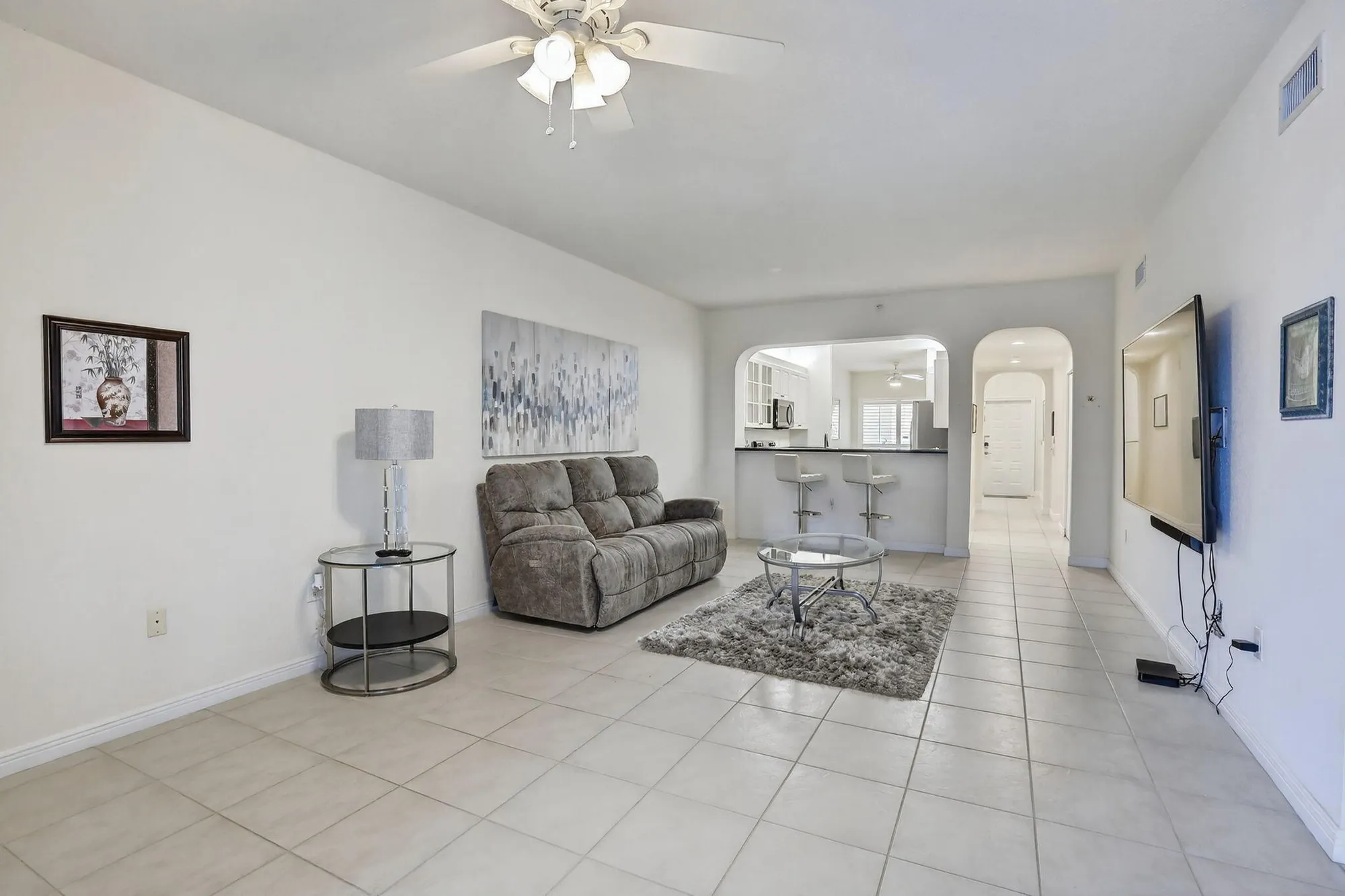 Property Slideshow image 13 of 34 | 7635 southampton ter 312, Tamarac, FL, 33321
