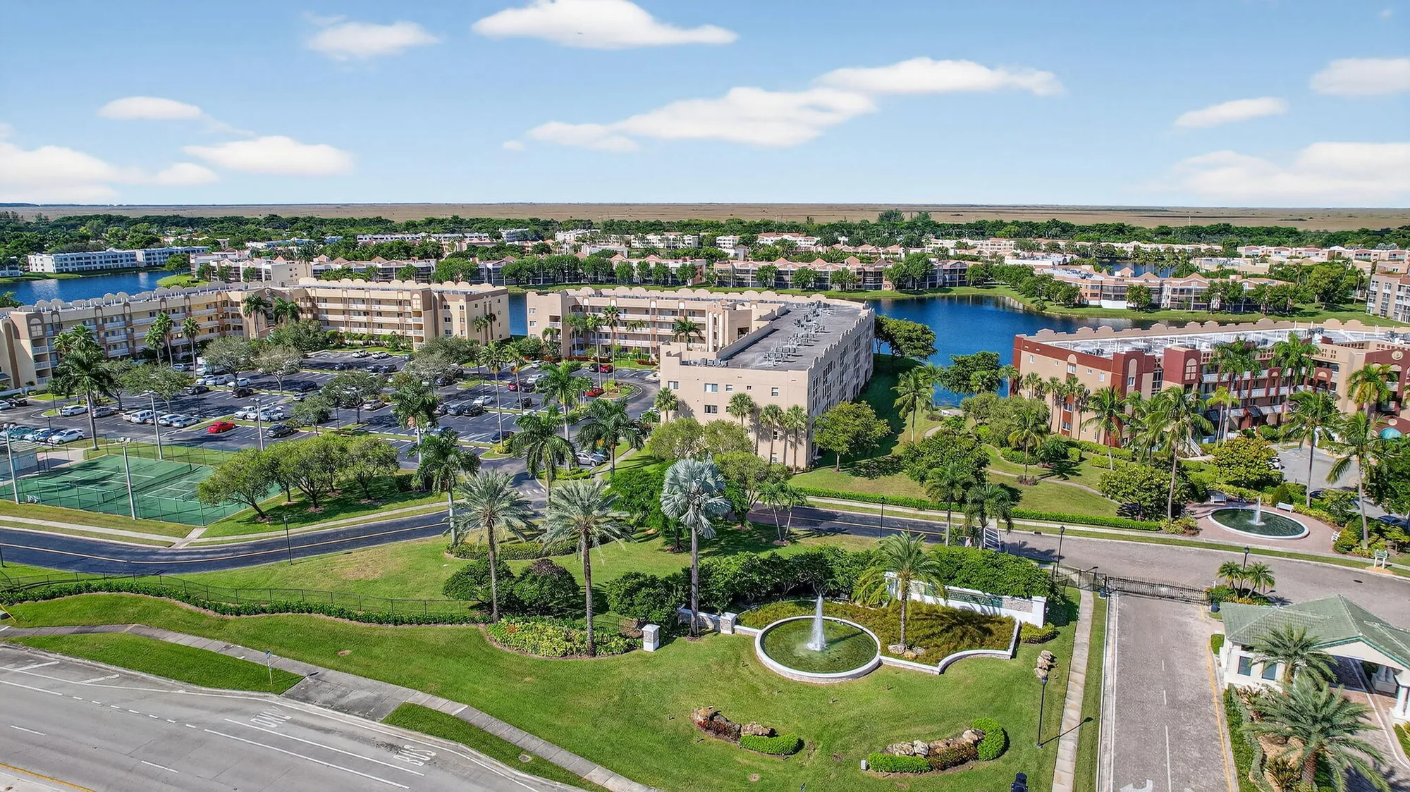 Property Slideshow image 32 of 34 | 7635 southampton ter 312, Tamarac, FL, 33321