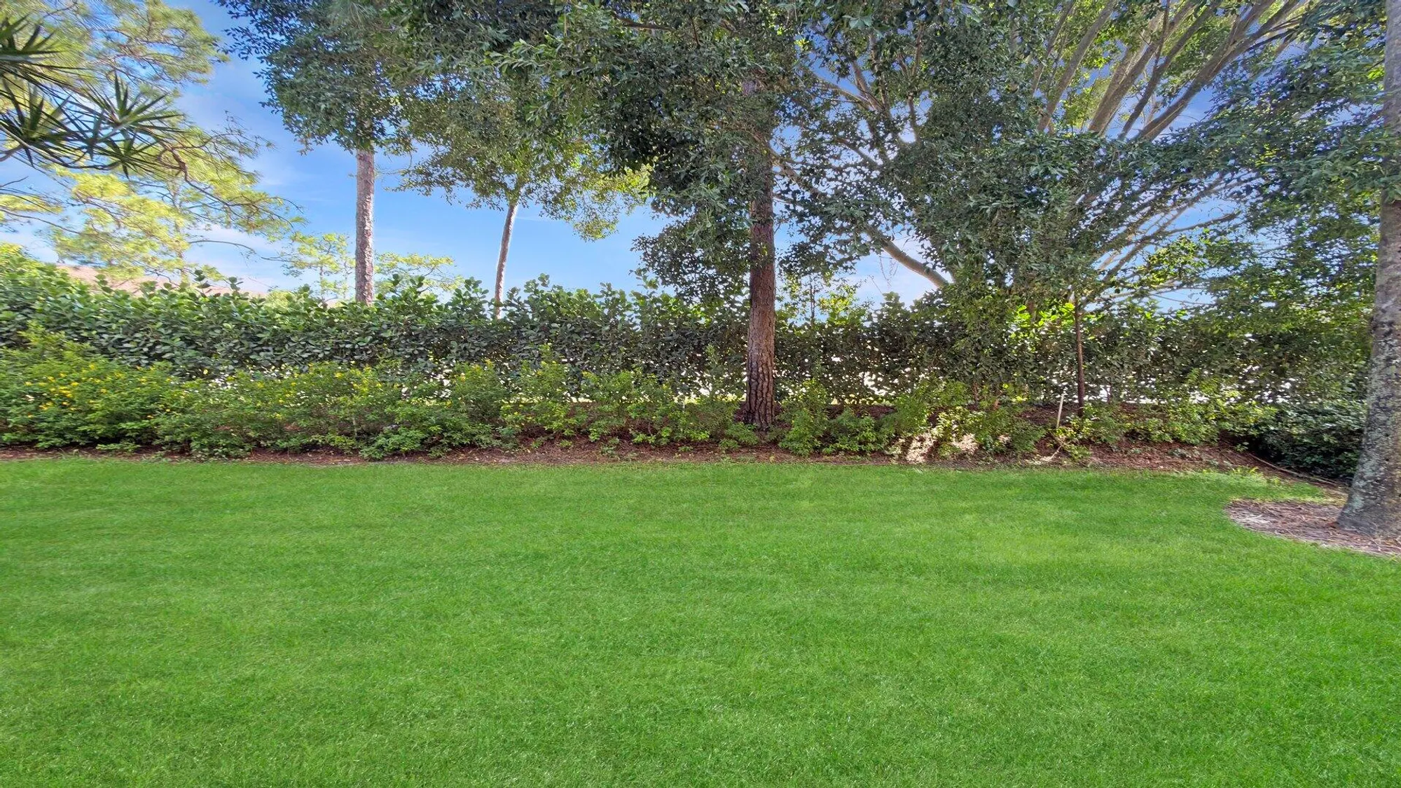 Property Slideshow image 17 of 18 | 7118 golf colony ct 105, Lake Worth, FL, 33467