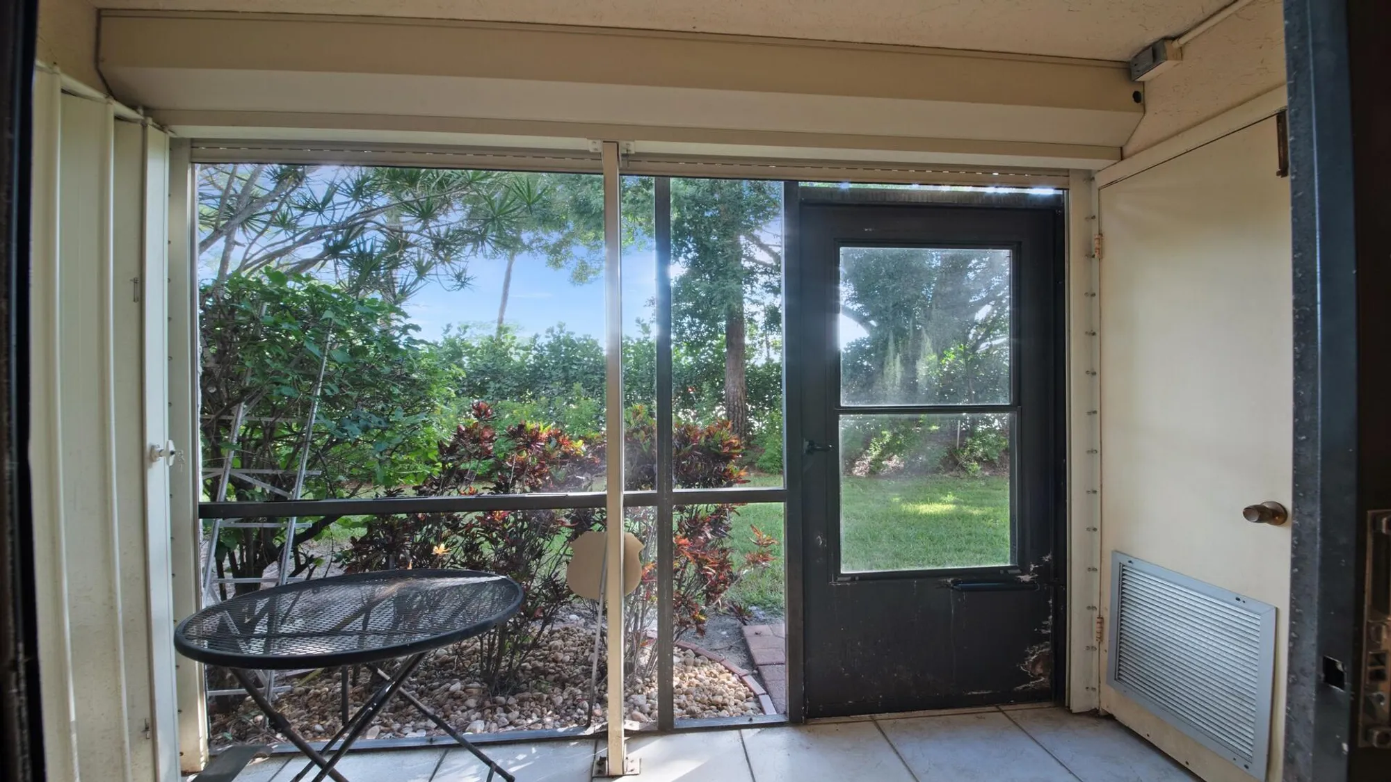 Property Slideshow image 15 of 18 | 7118 golf colony ct 105, Lake Worth, FL, 33467