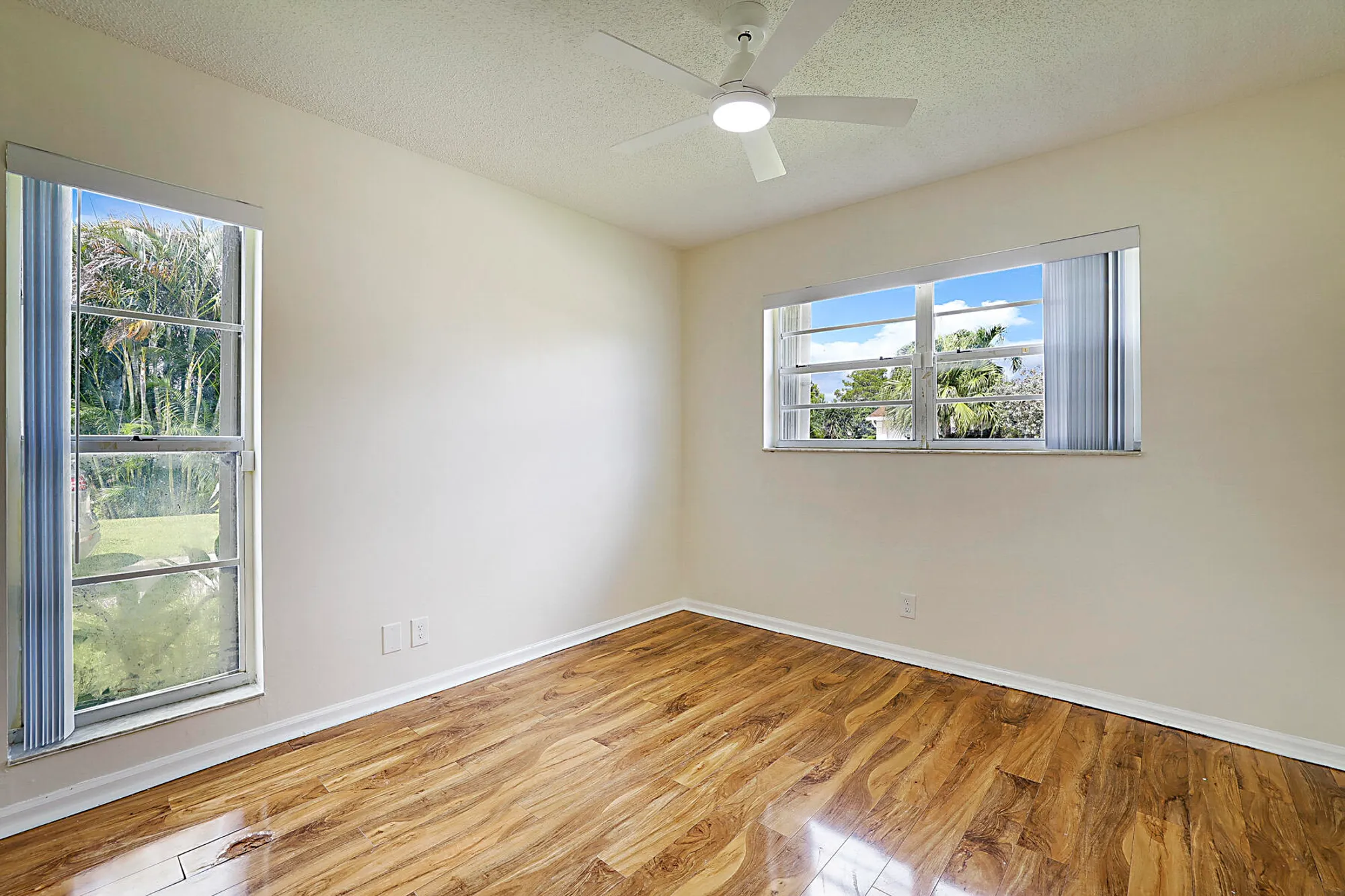 Property Slideshow image 22 of 35 | 6298 summer sky ln, Greenacres, FL, 33463