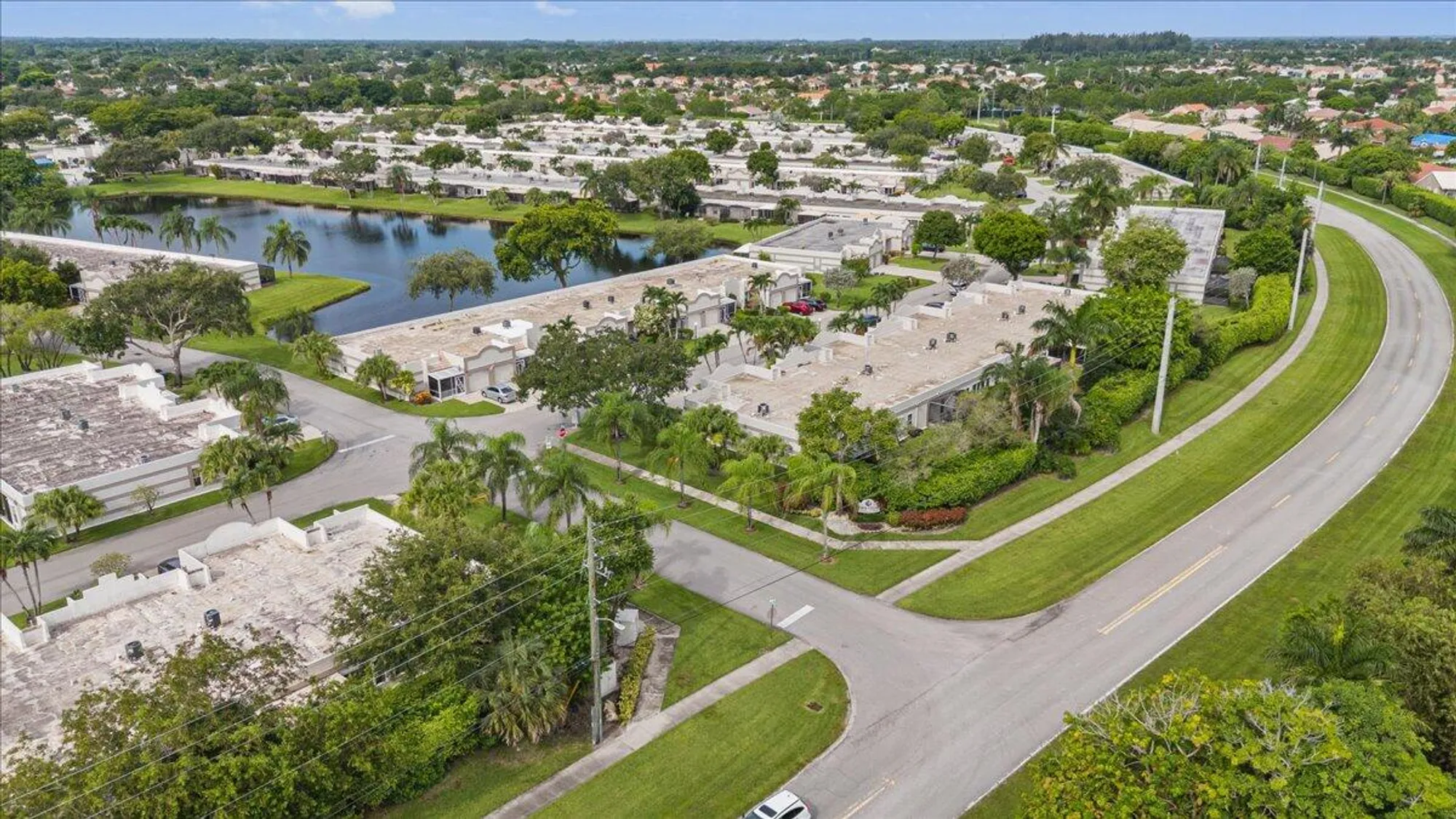 Property Slideshow image 13 of 35 | 9244 flynn cir 2, Boca Raton, FL, 33496