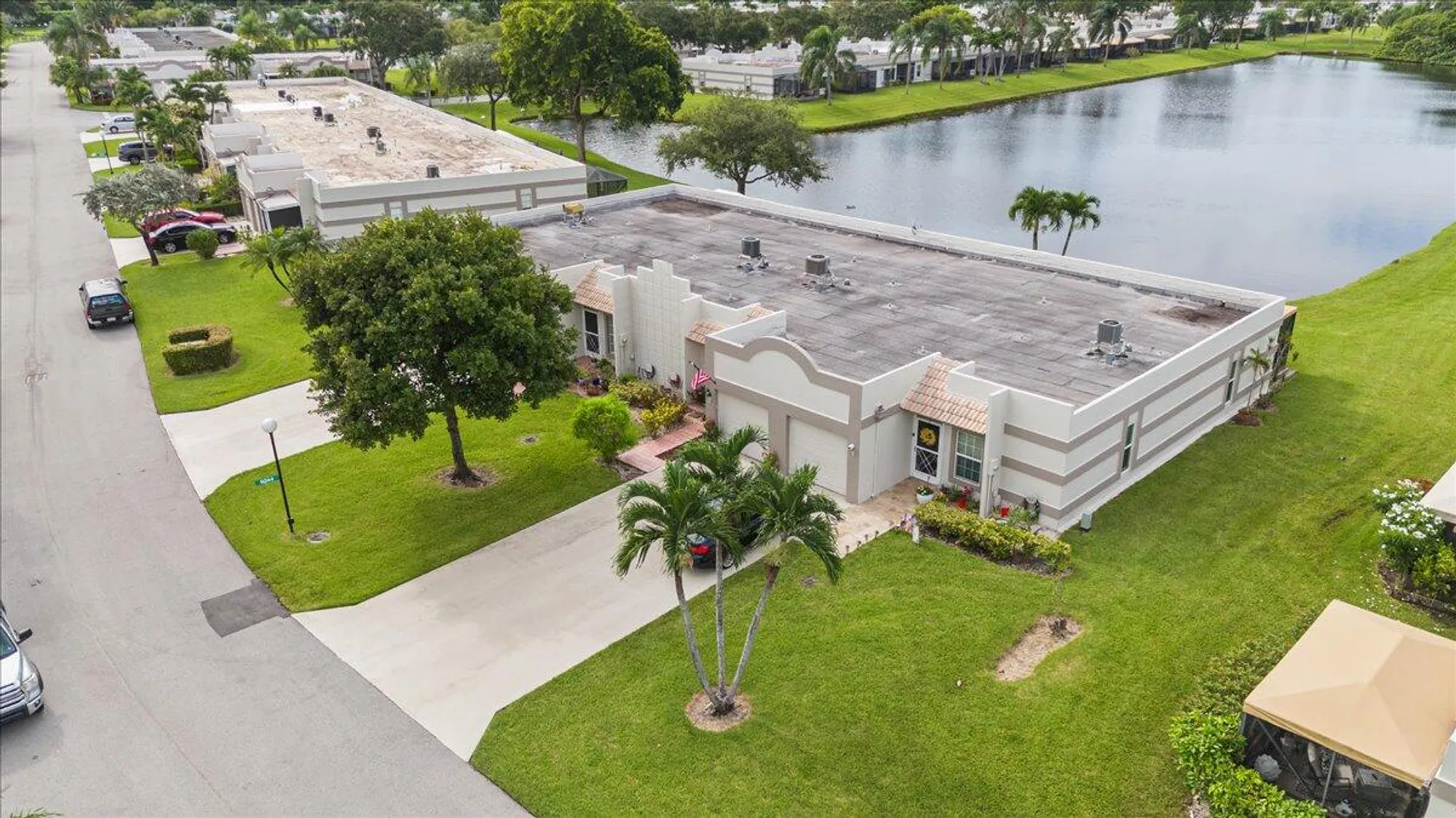 Property Slideshow image 7 of 35 | 9244 flynn cir 2, Boca Raton, FL, 33496