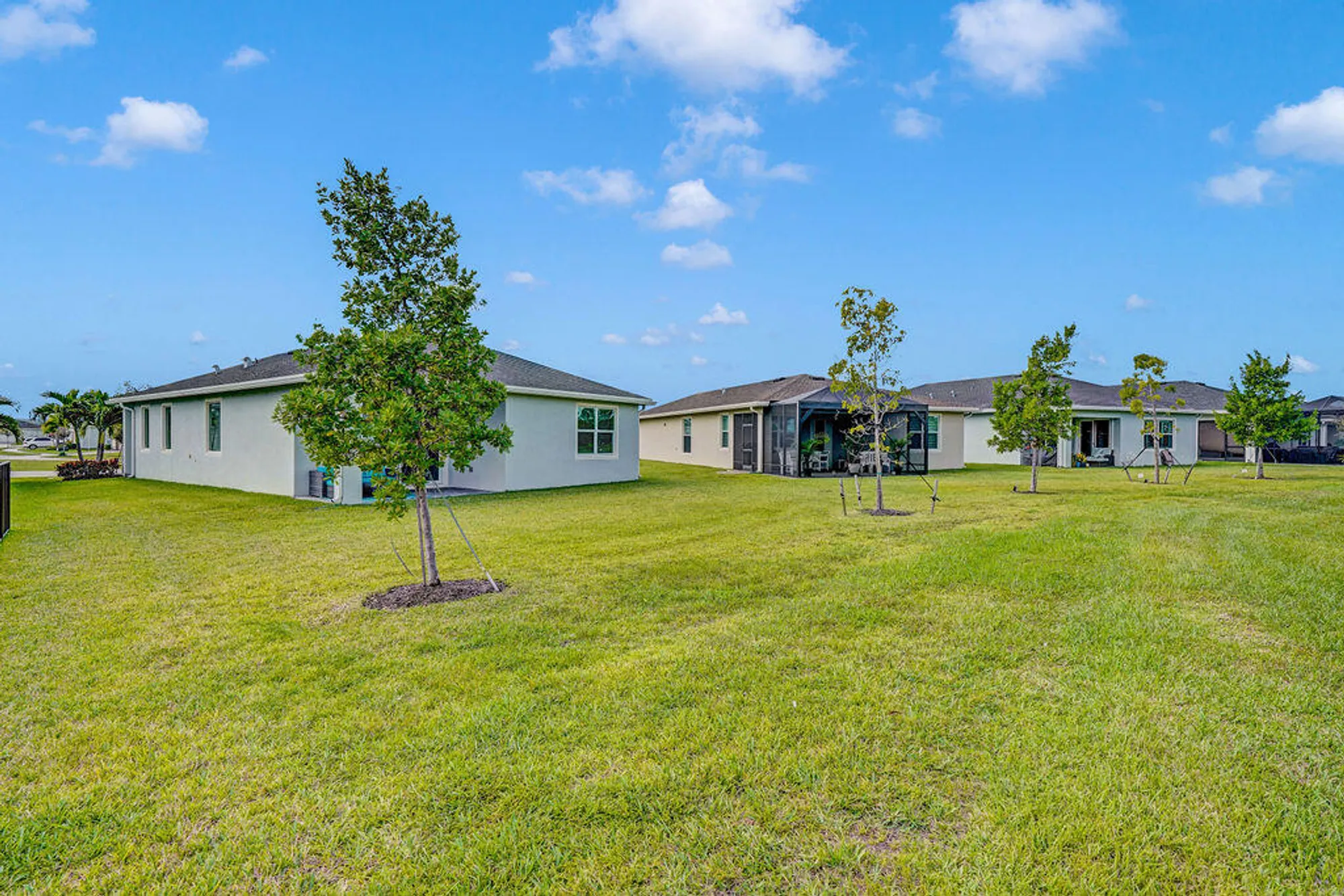 Property Slideshow image 25 of 46 | 745 se bloomfield rd, Port Saint Lucie, FL, 34984