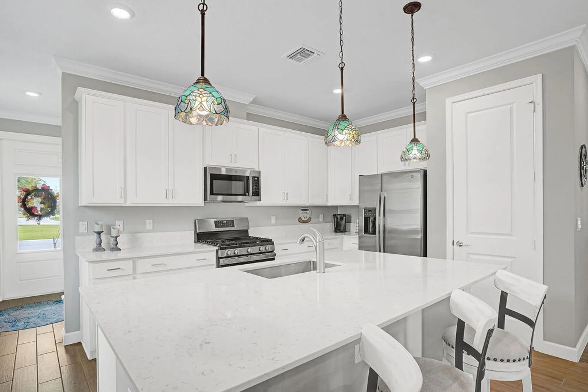 Property Slideshow image 5 of 46 | 745 se bloomfield rd, Port Saint Lucie, FL, 34984