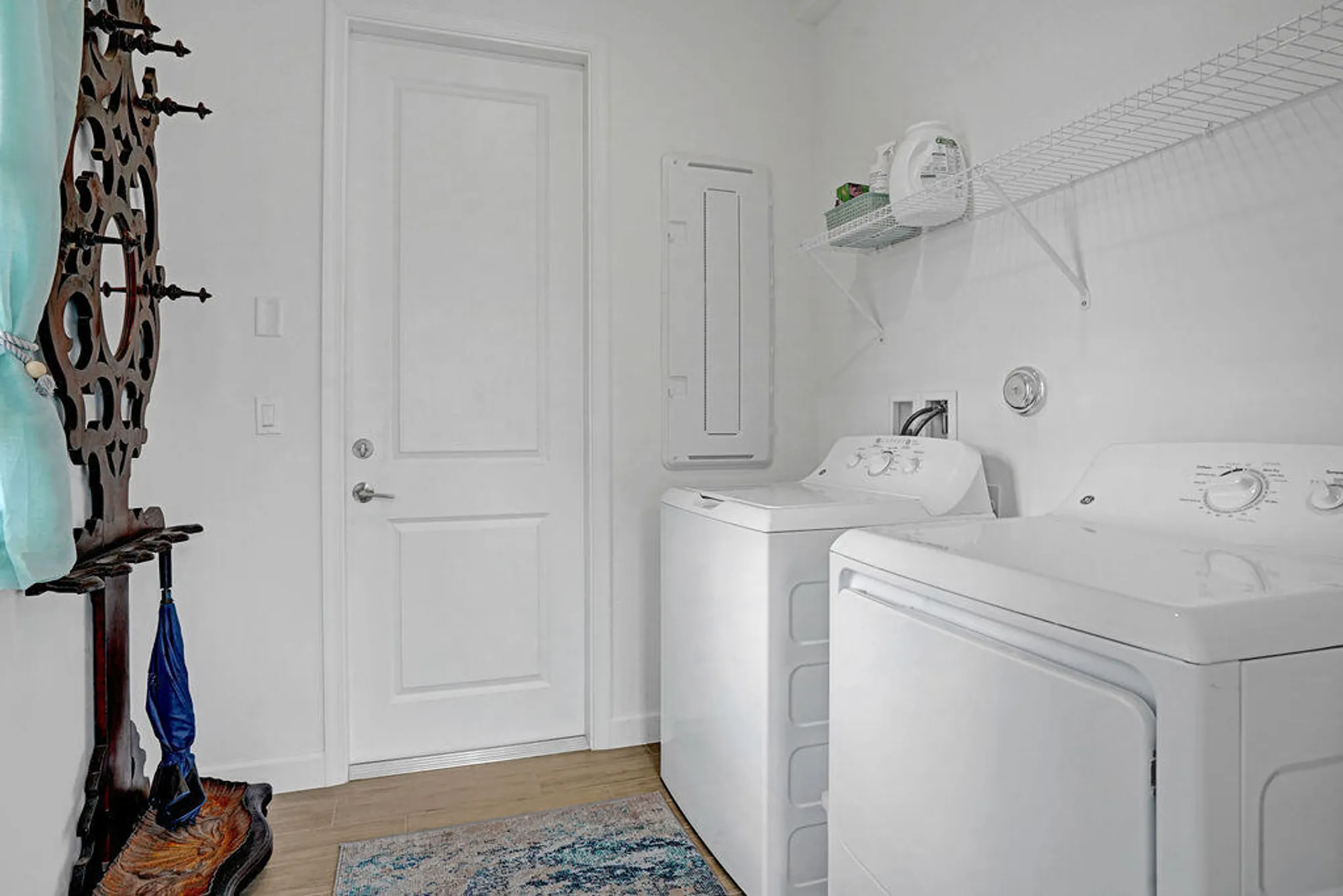 Property Slideshow image 17 of 46 | 745 se bloomfield rd, Port Saint Lucie, FL, 34984