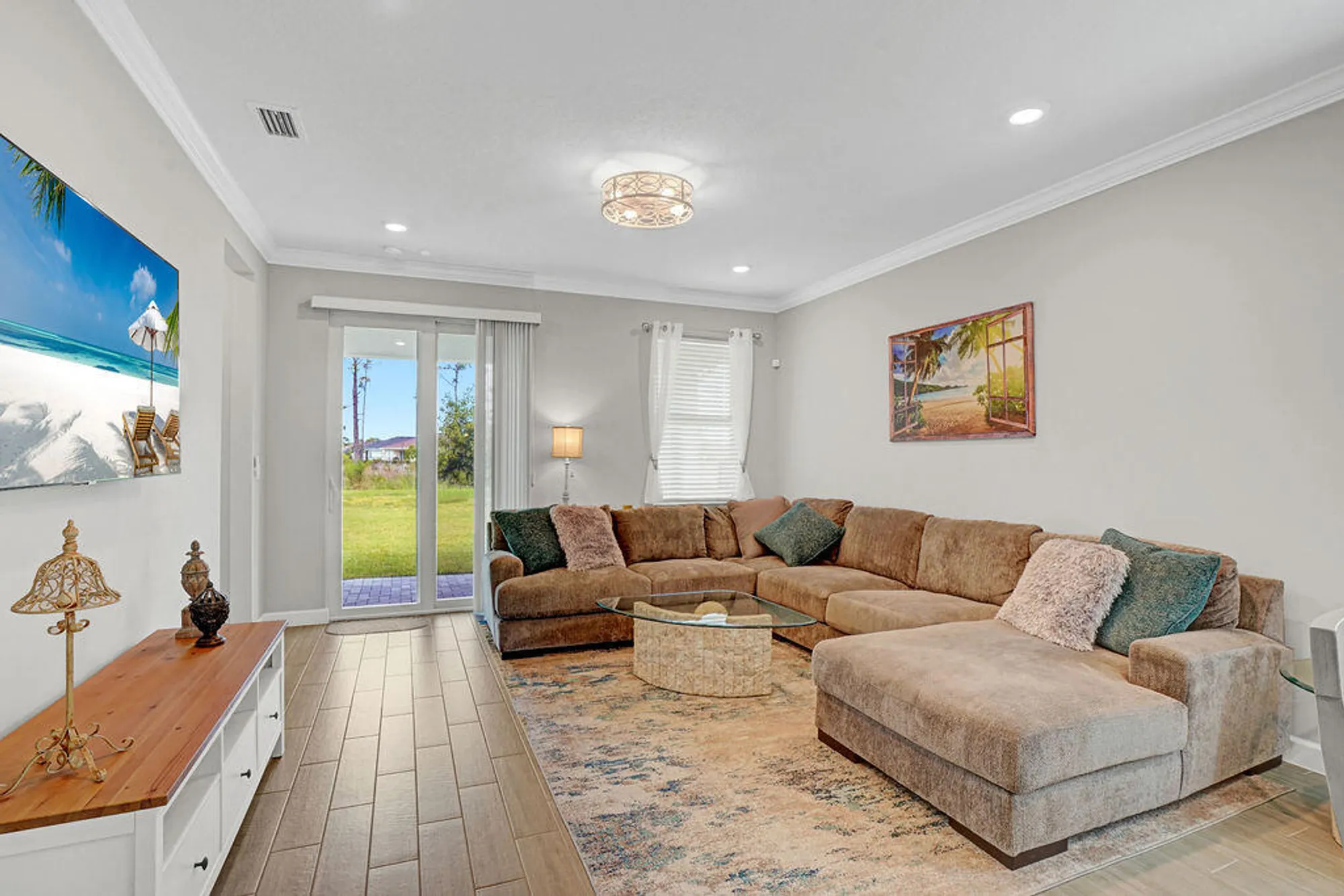 Property Slideshow image 8 of 46 | 745 se bloomfield rd, Port Saint Lucie, FL, 34984