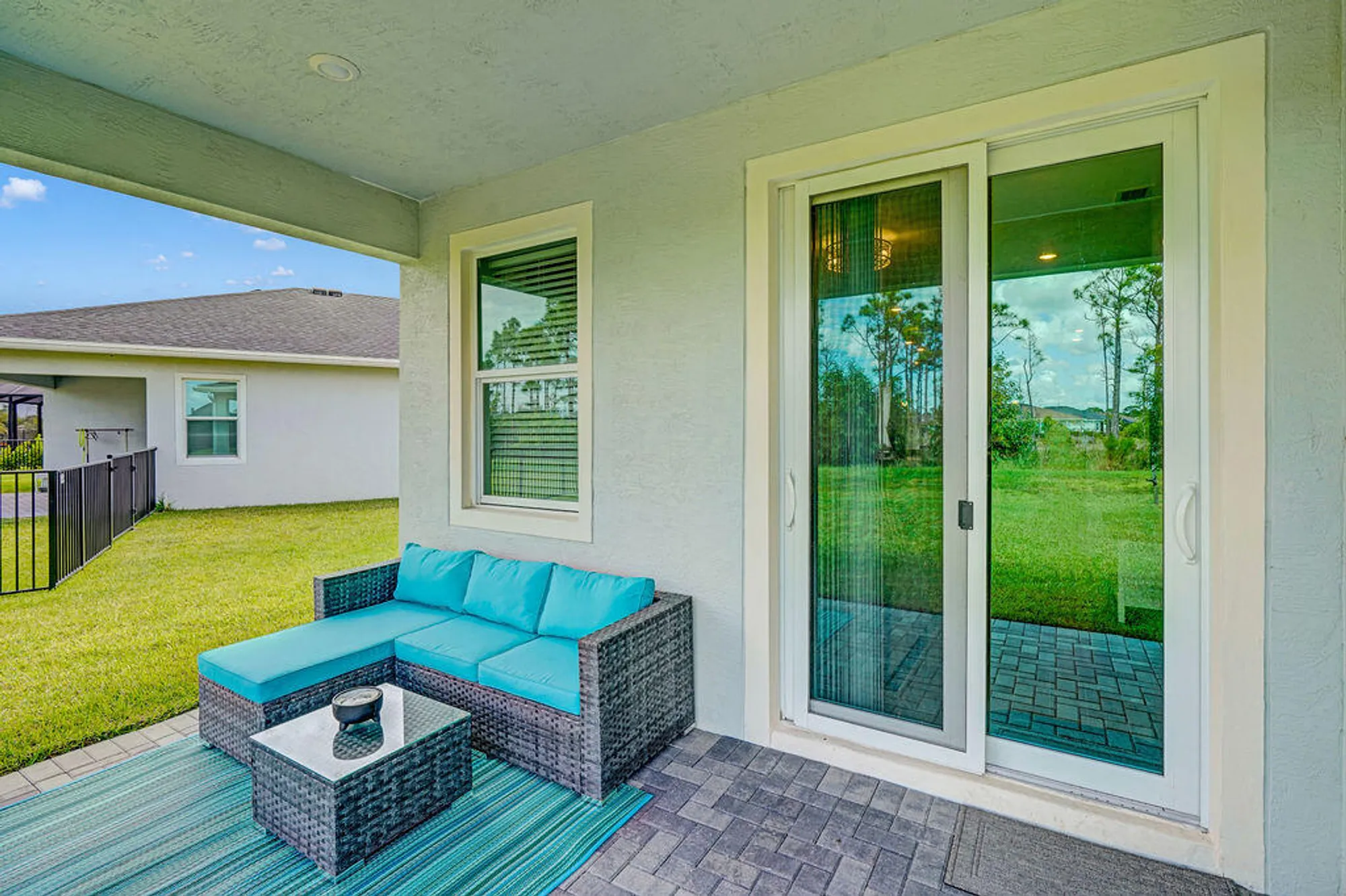 Property Slideshow image 18 of 46 | 745 se bloomfield rd, Port Saint Lucie, FL, 34984
