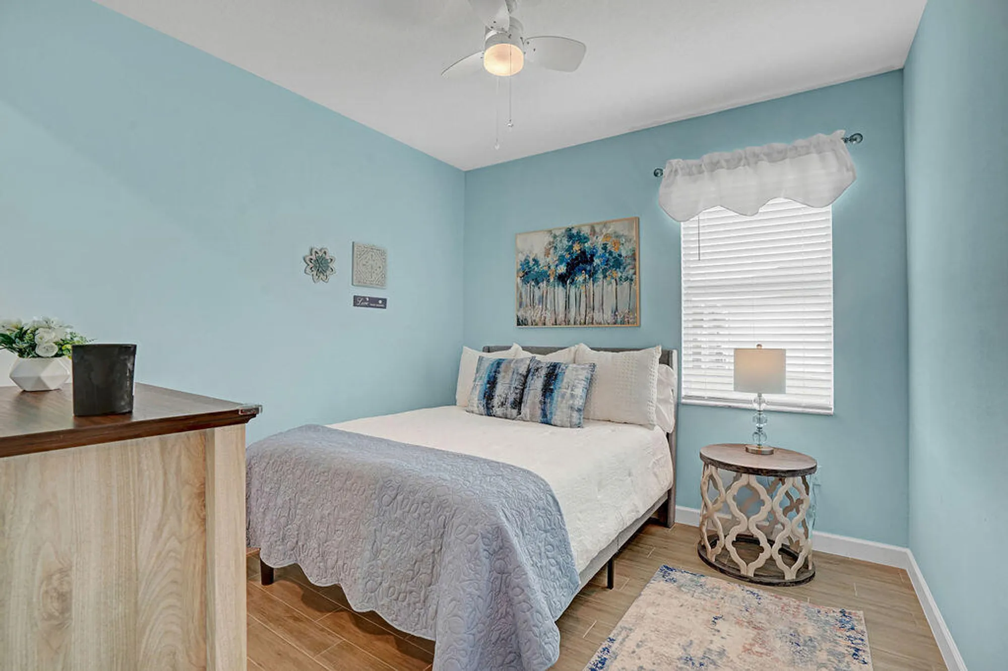 Property Slideshow image 13 of 46 | 745 se bloomfield rd, Port Saint Lucie, FL, 34984