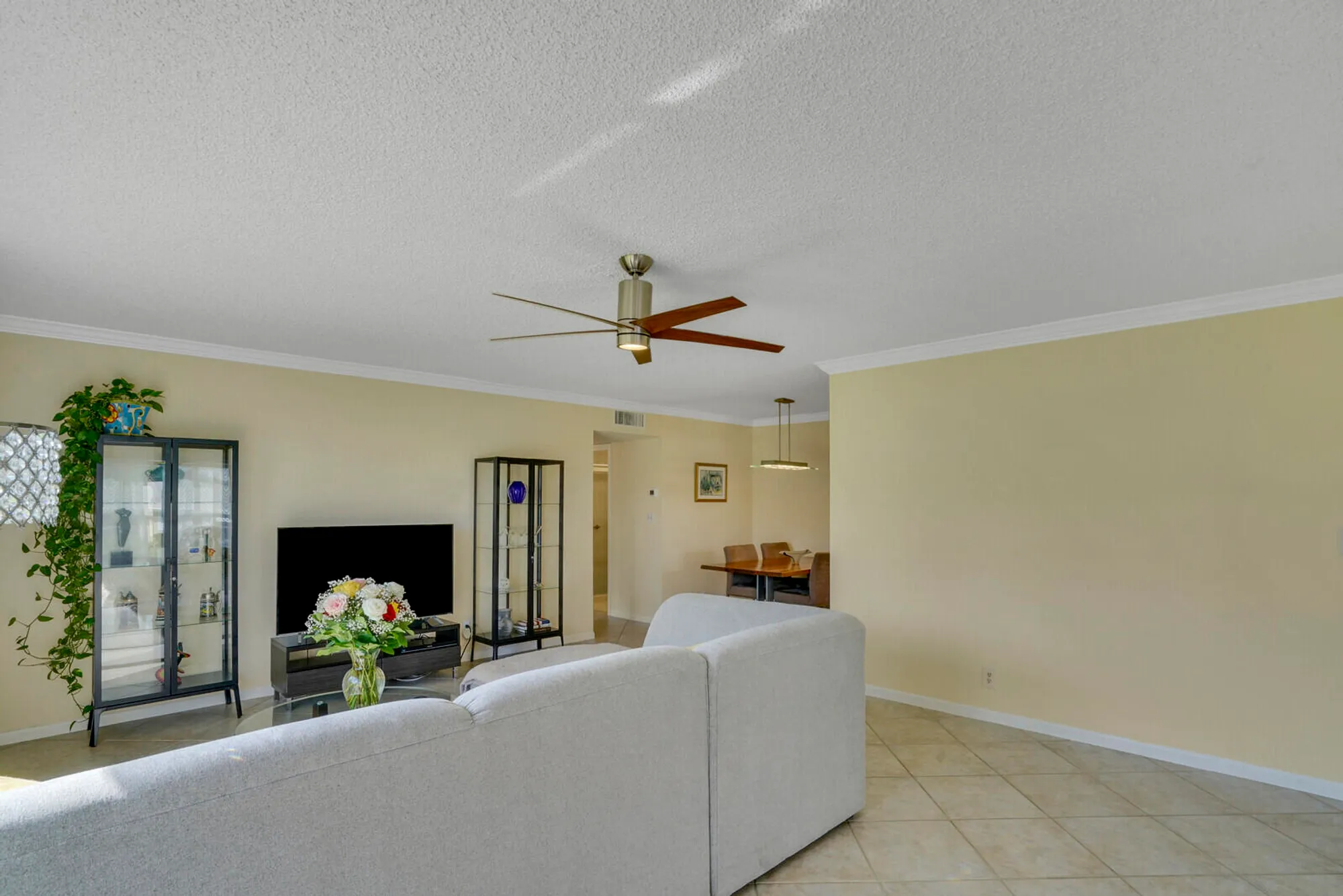 Property Slideshow image 6 of 55 | 202 high point ter a, Delray Beach, FL, 33445