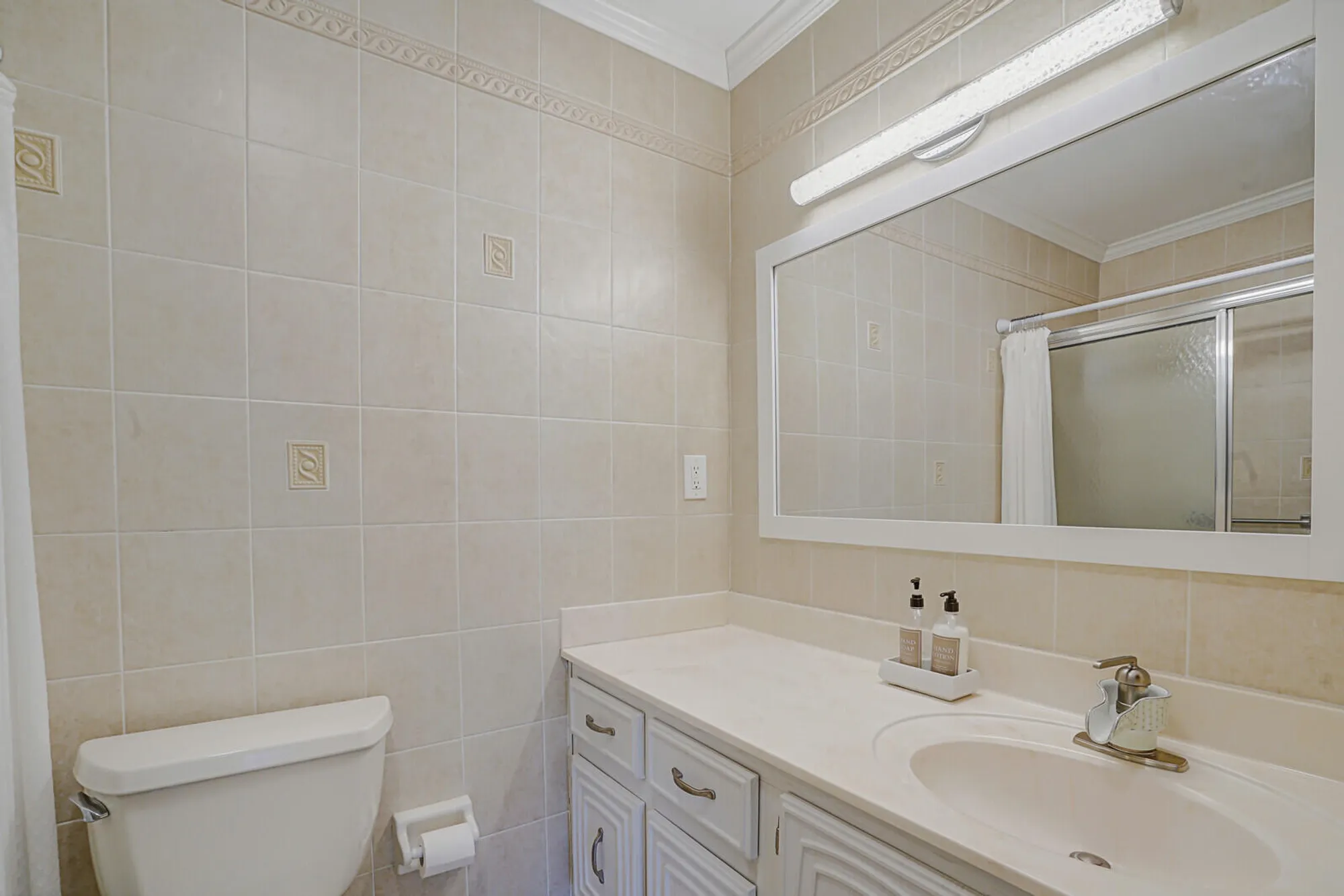 Property Slideshow image 22 of 55 | 202 high point ter a, Delray Beach, FL, 33445