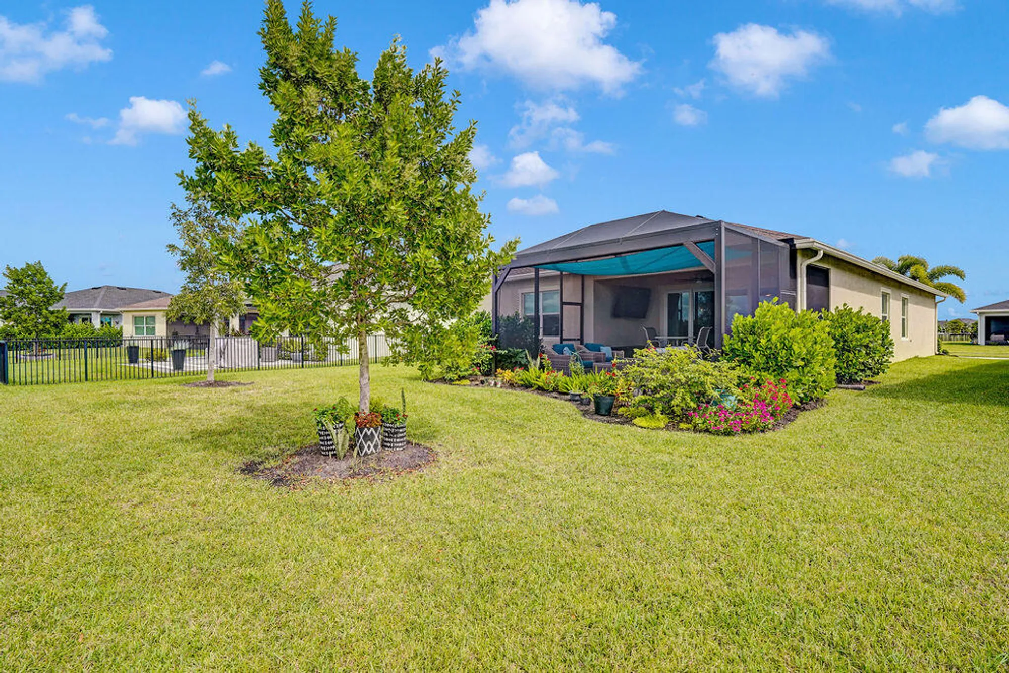 Property Slideshow image 36 of 59 | 732 se bloomfield rd, Port Saint Lucie, FL, 34984