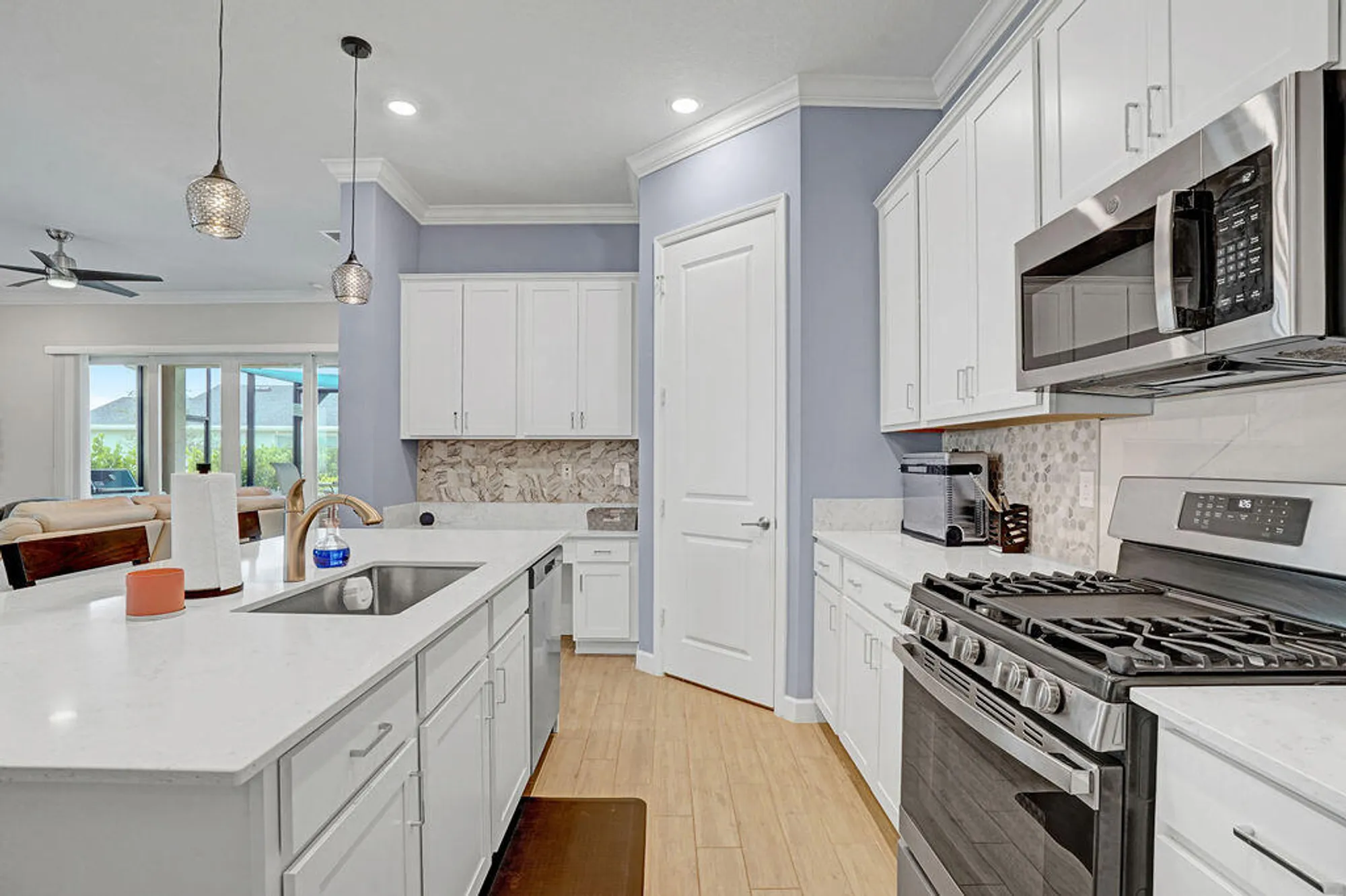 Property Slideshow image 5 of 59 | 732 se bloomfield rd, Port Saint Lucie, FL, 34984