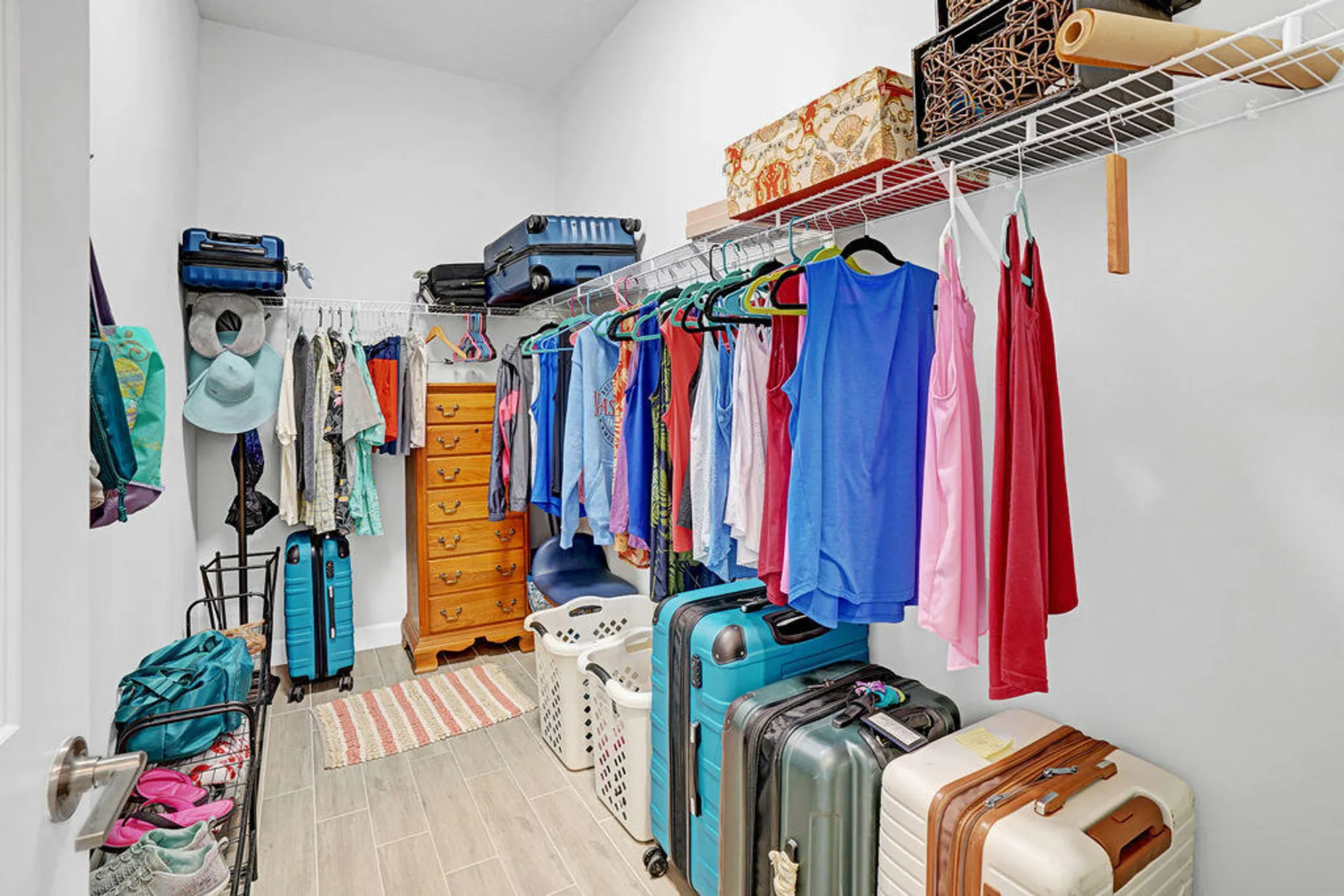 Property Slideshow image 19 of 59 | 732 se bloomfield rd, Port Saint Lucie, FL, 34984